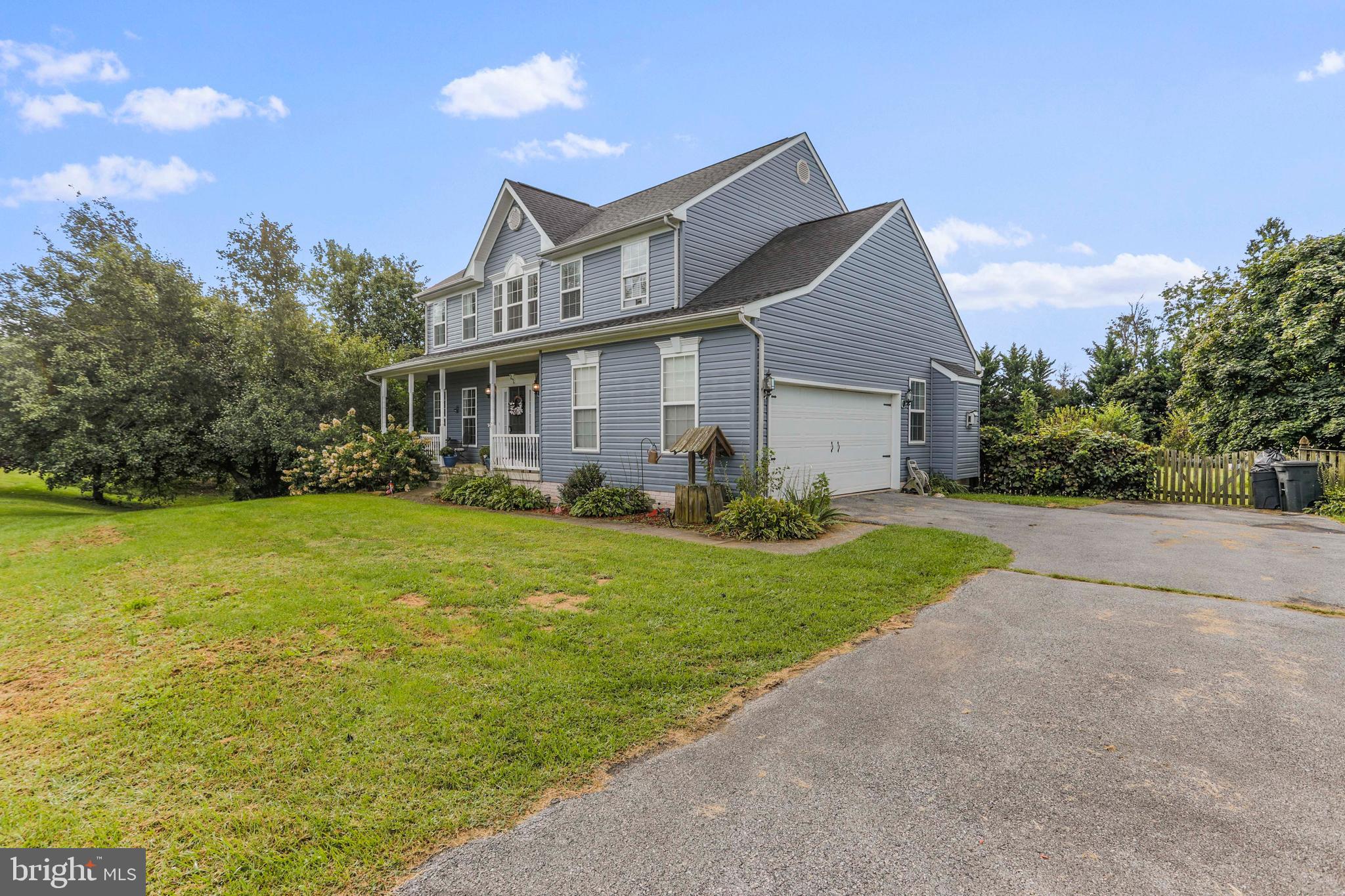 YORKVILLE - Residential