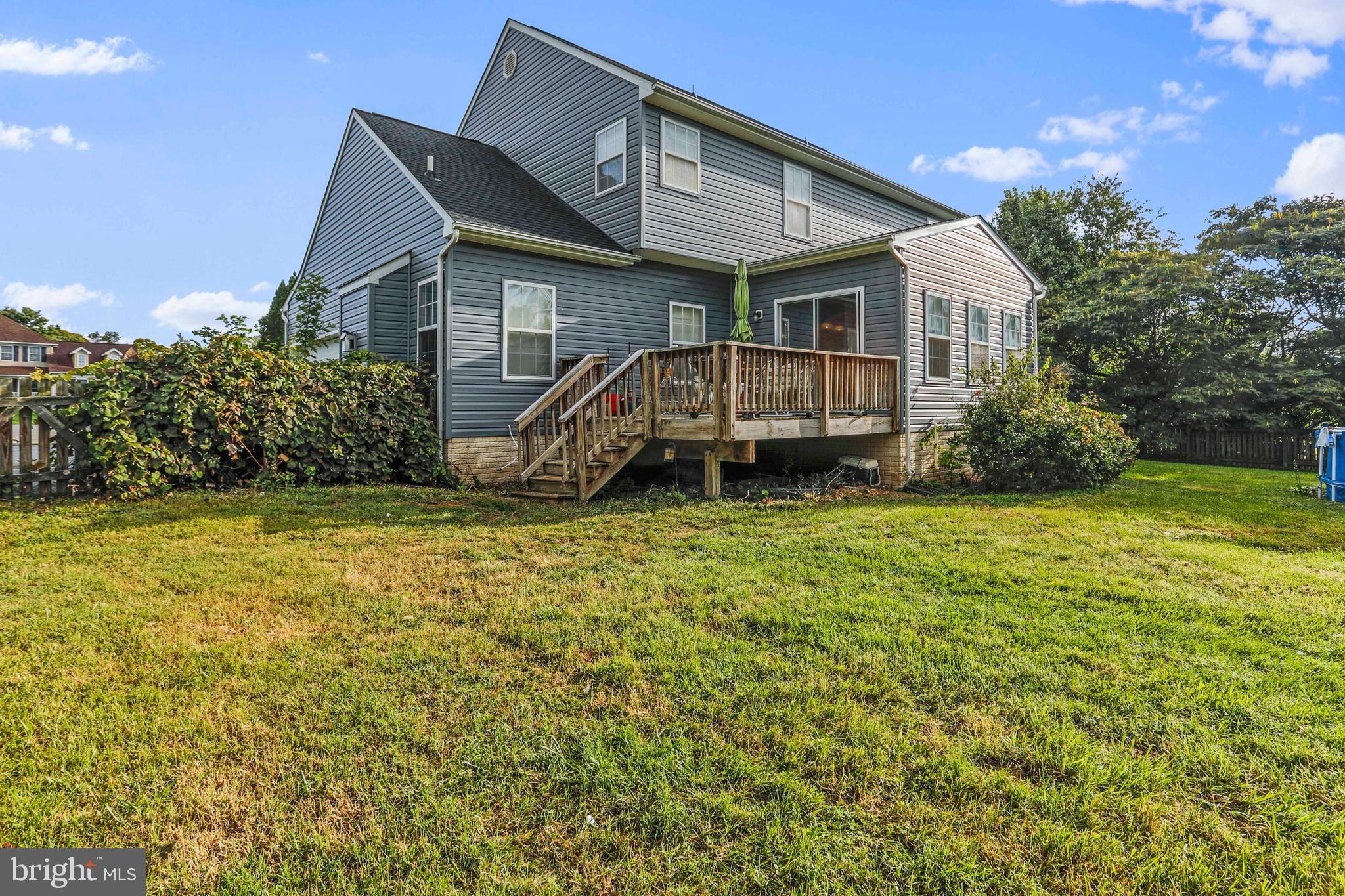 YORKVILLE - Residential