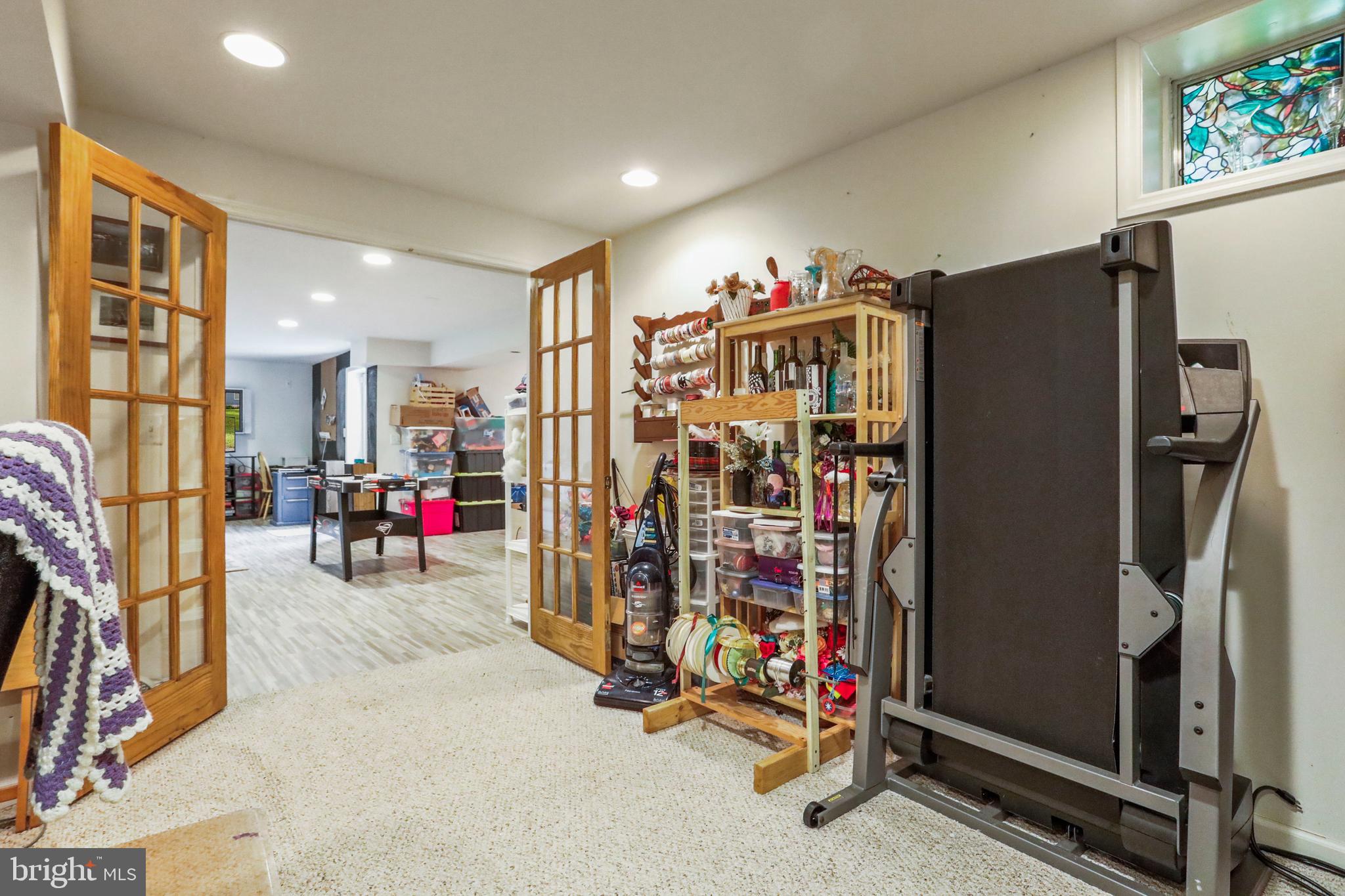 YORKVILLE - Residential