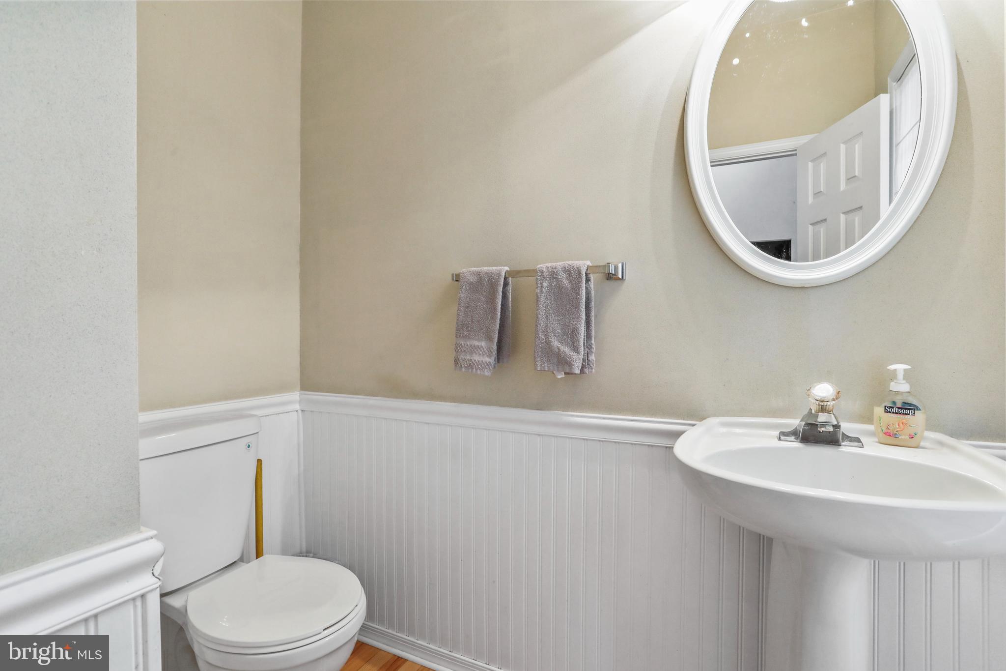 YORKVILLE - Residential