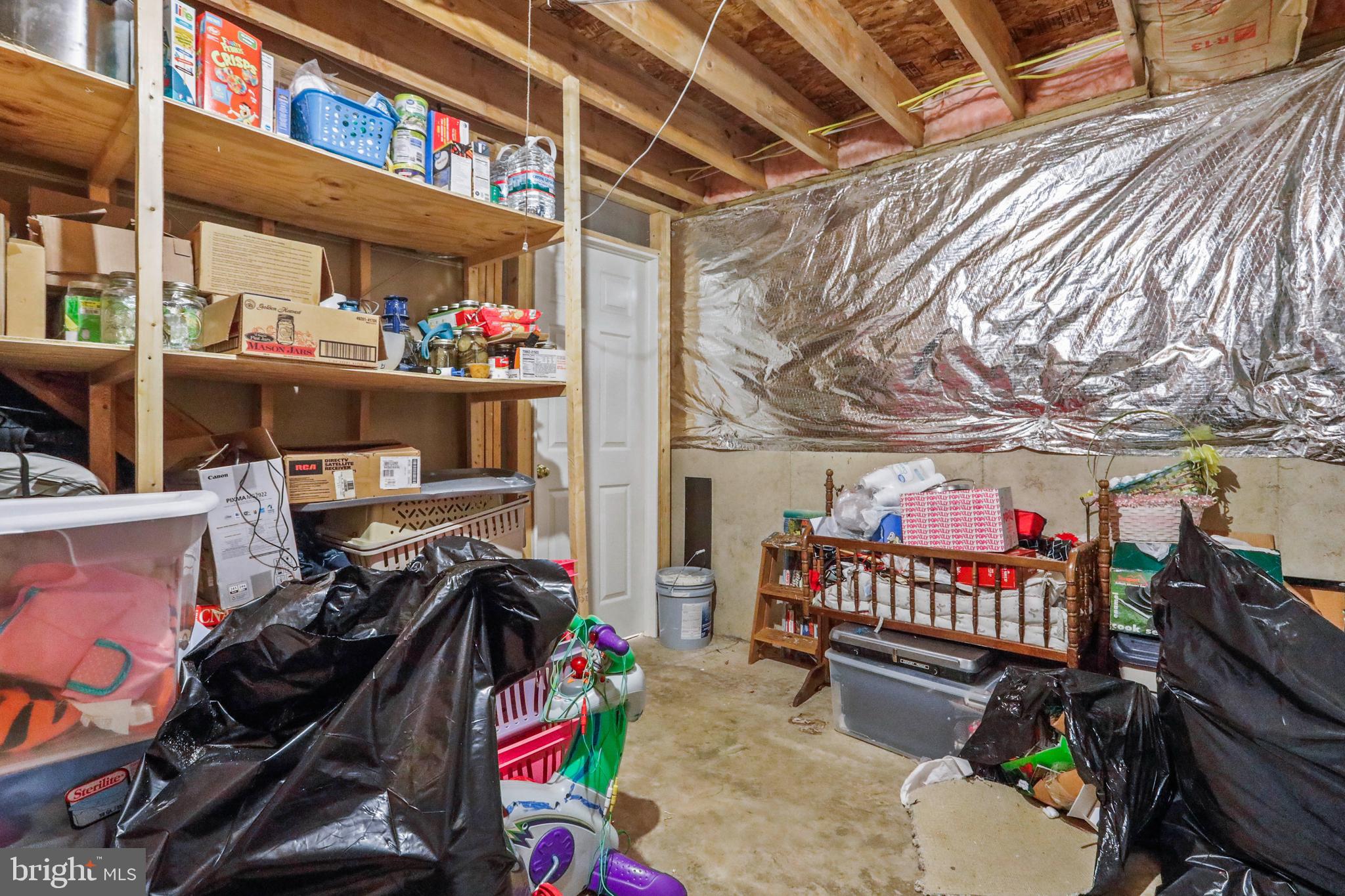 YORKVILLE - Residential