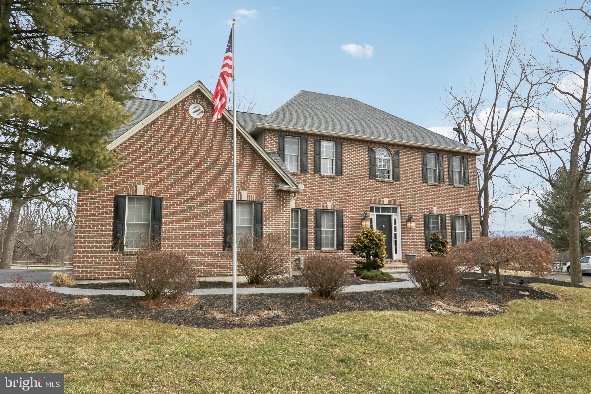 WOODFIELDS - Residential