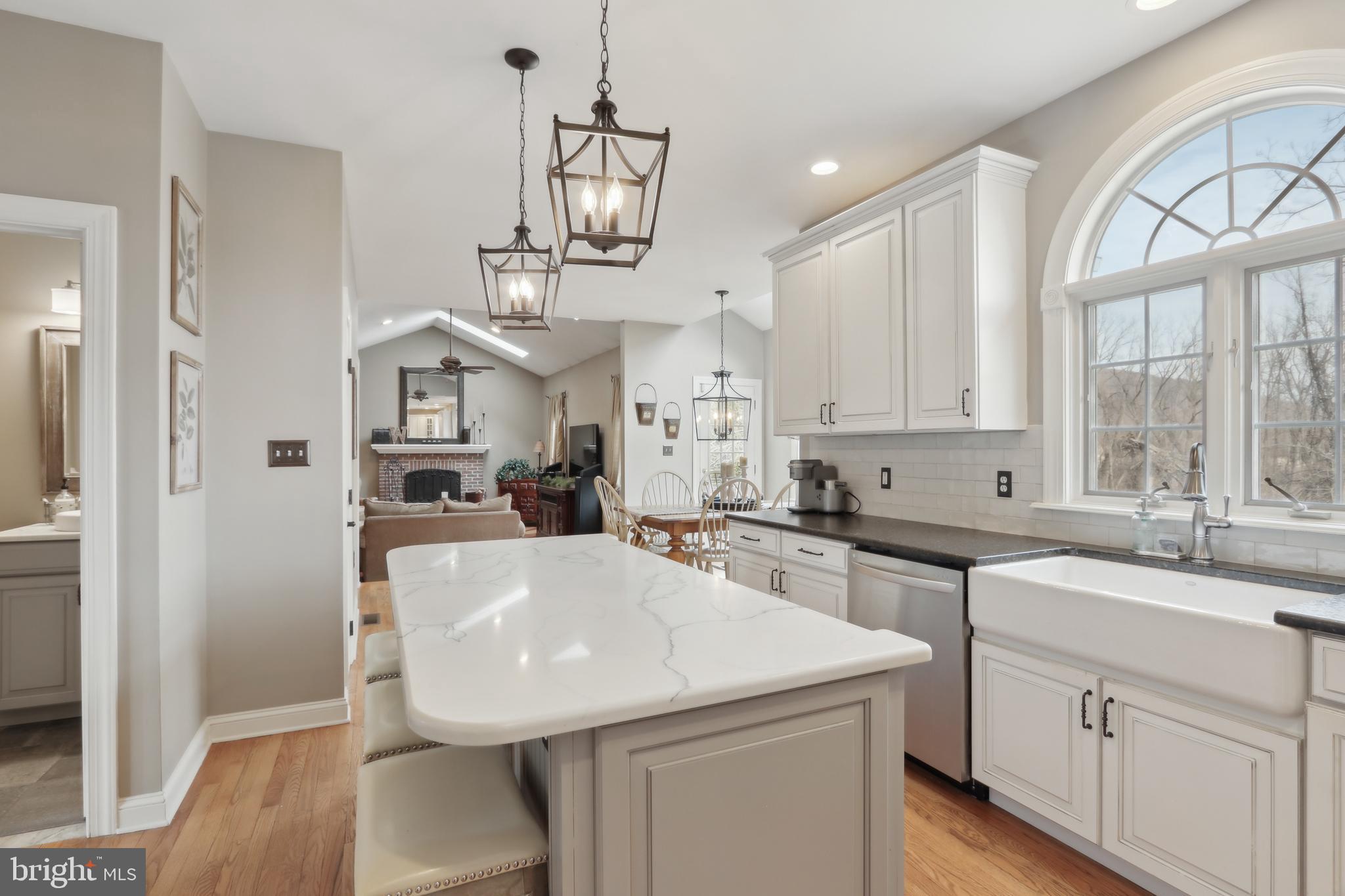 WOODFIELDS - Residential