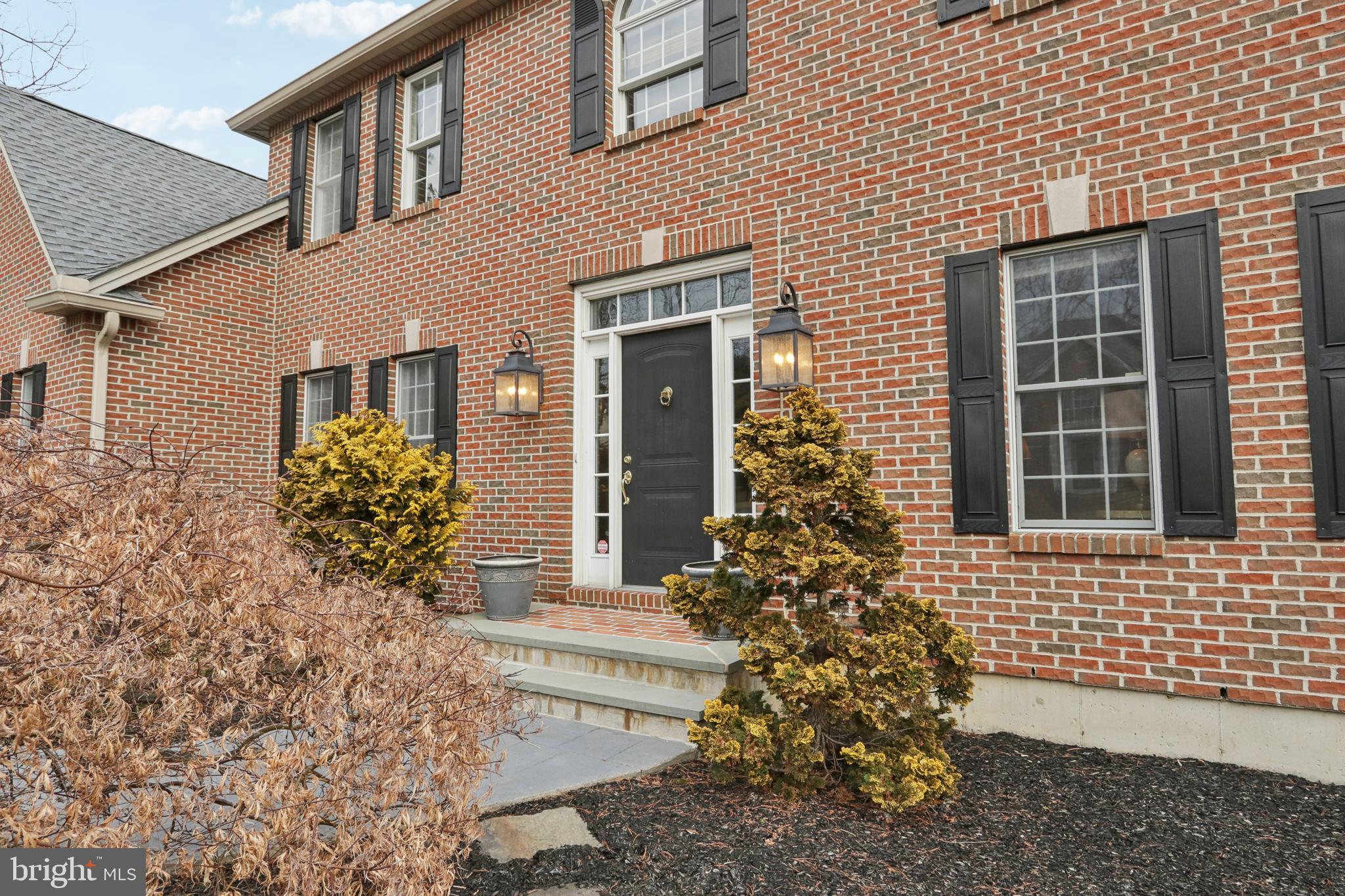 WOODFIELDS - Residential