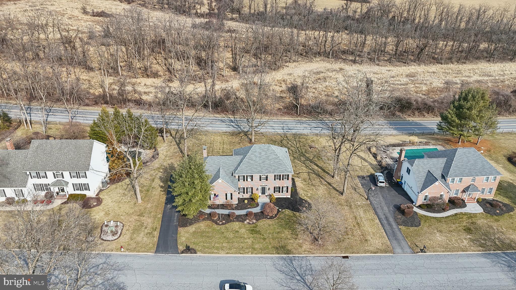 WOODFIELDS - Residential