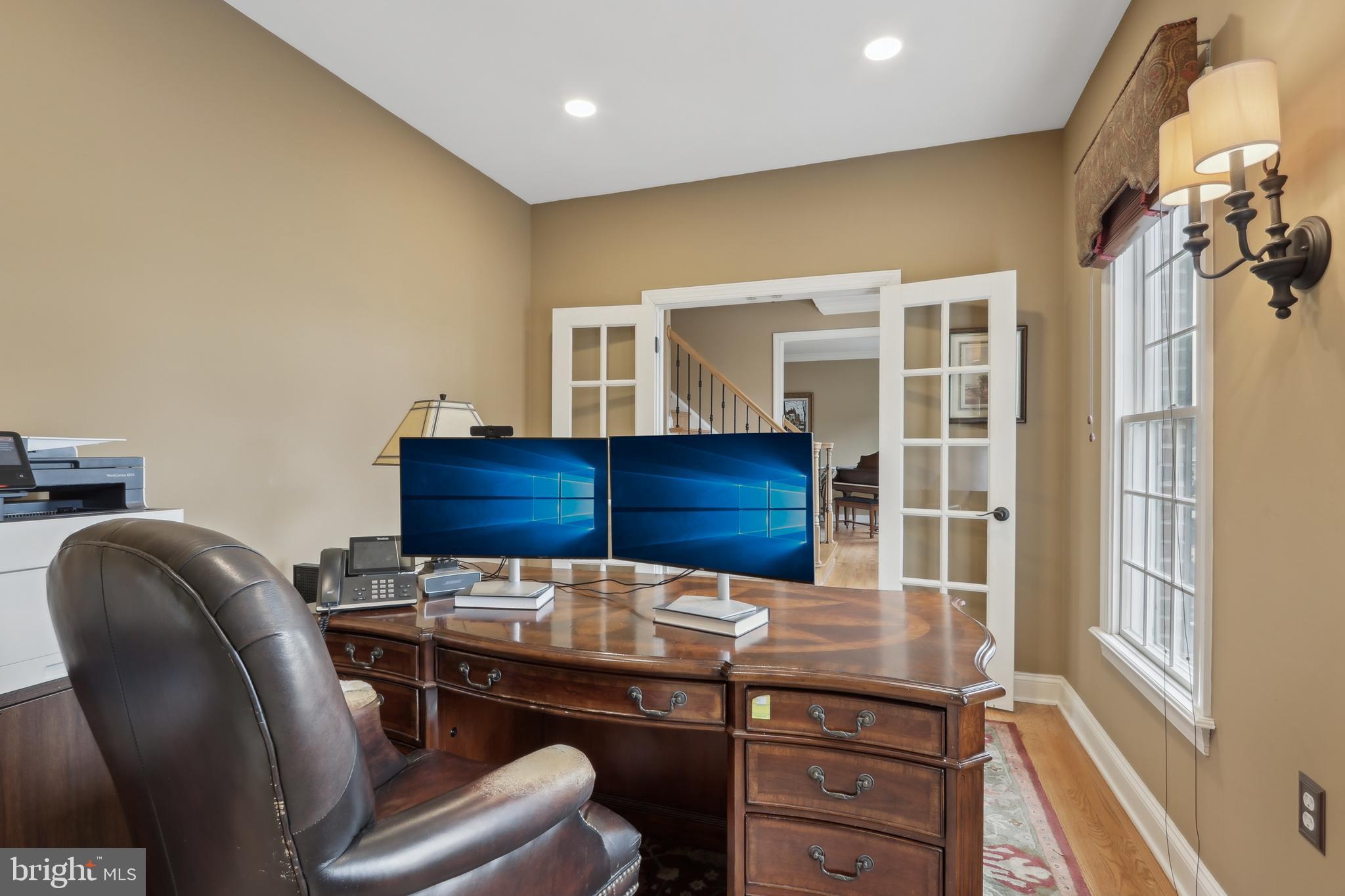 WOODFIELDS - Residential