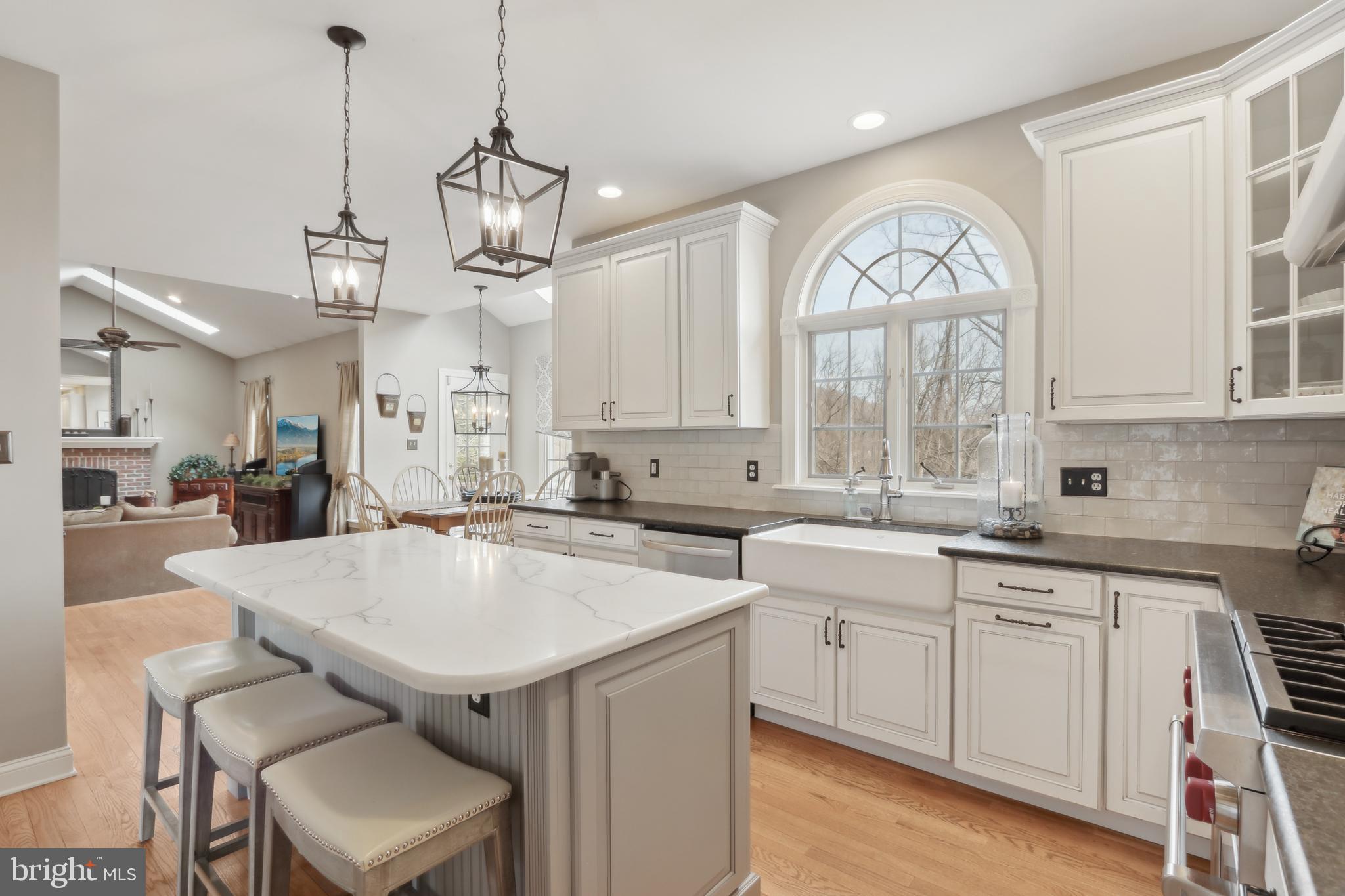 WOODFIELDS - Residential