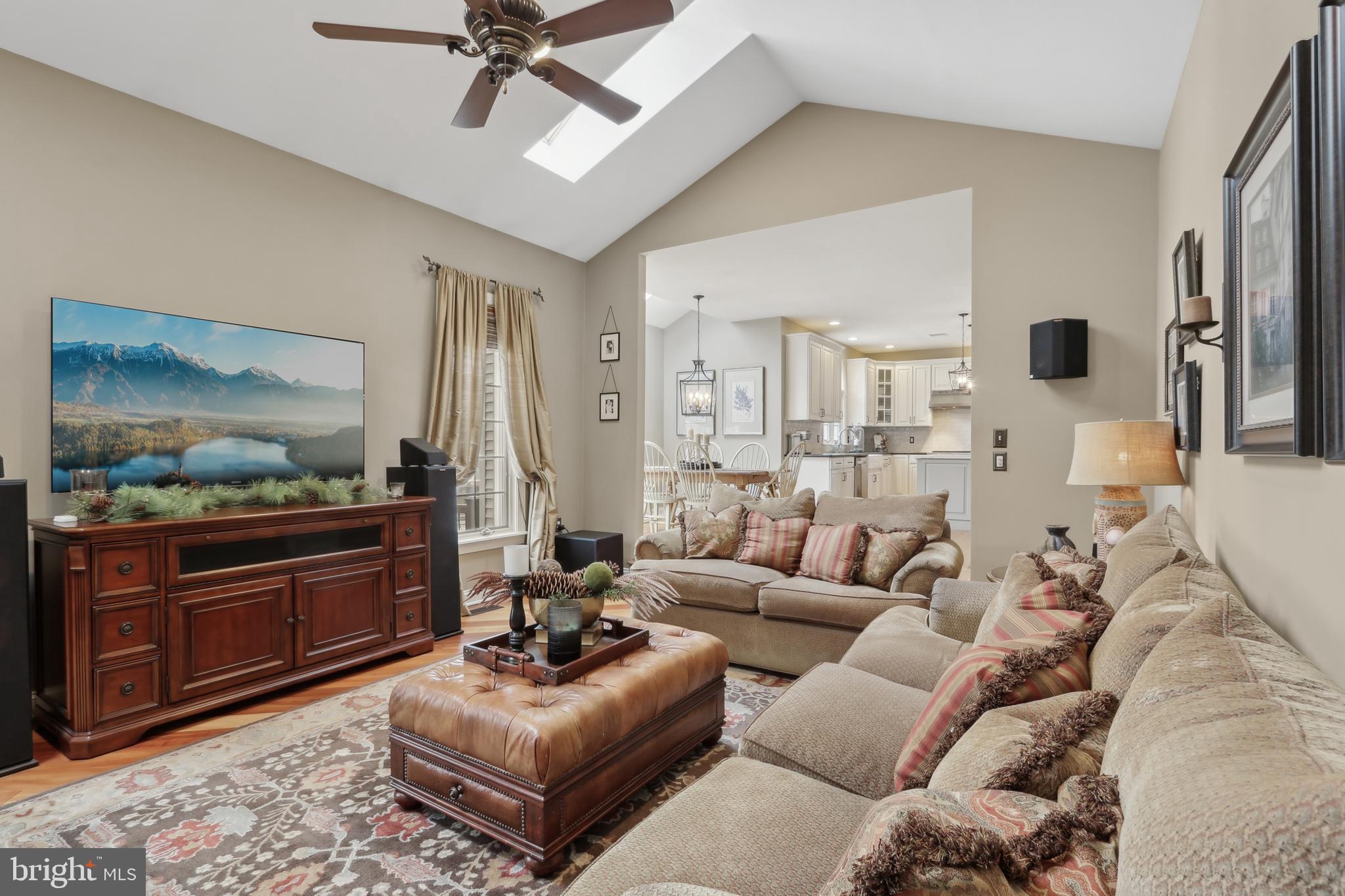 WOODFIELDS - Residential