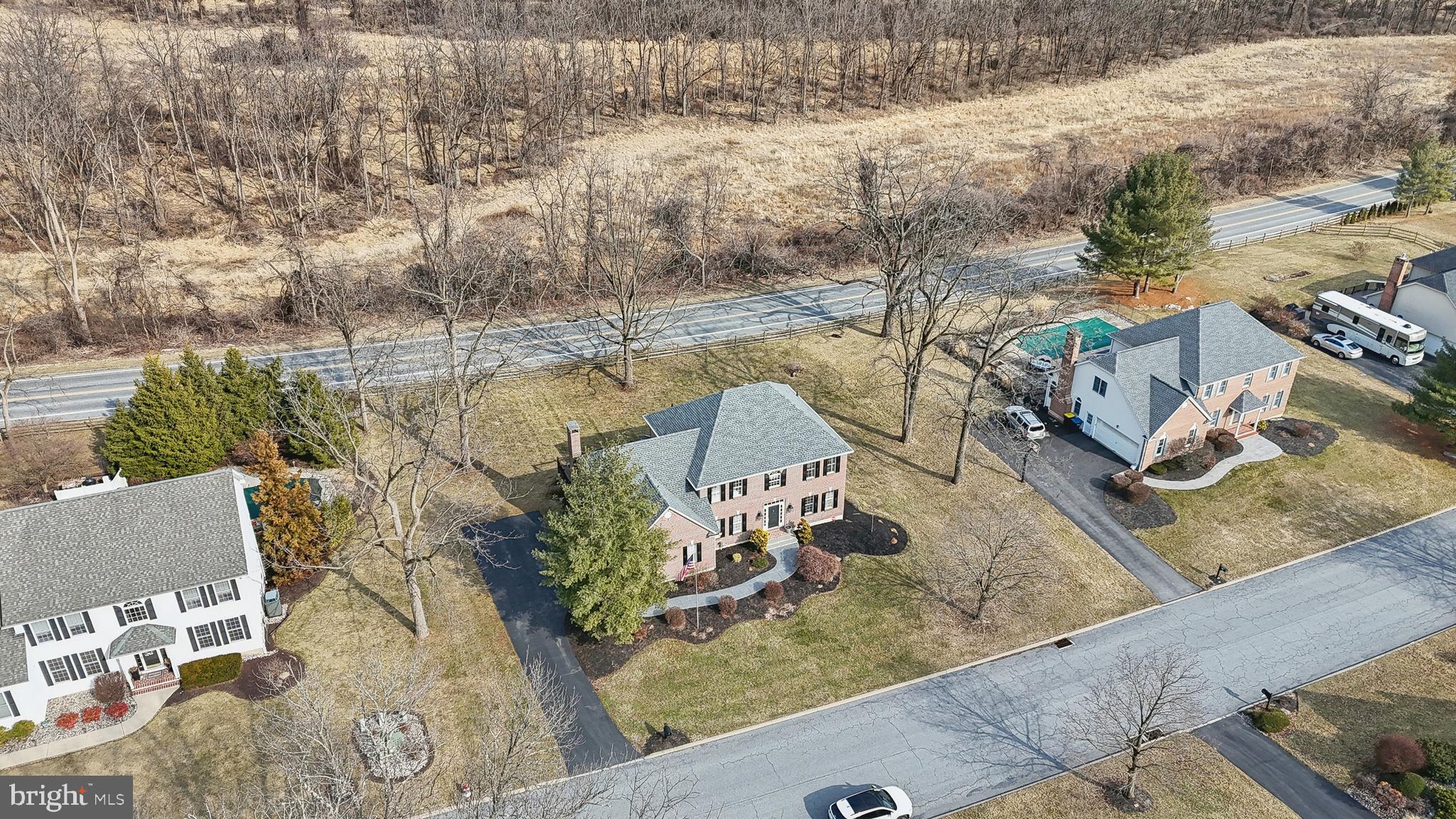 WOODFIELDS - Residential