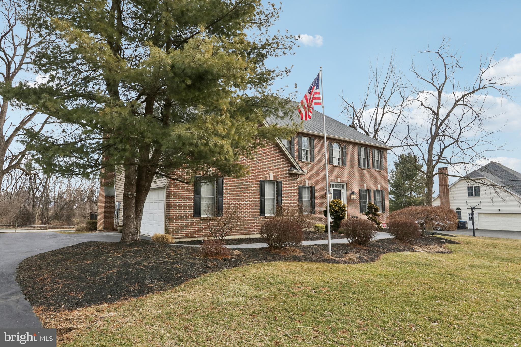 WOODFIELDS - Residential