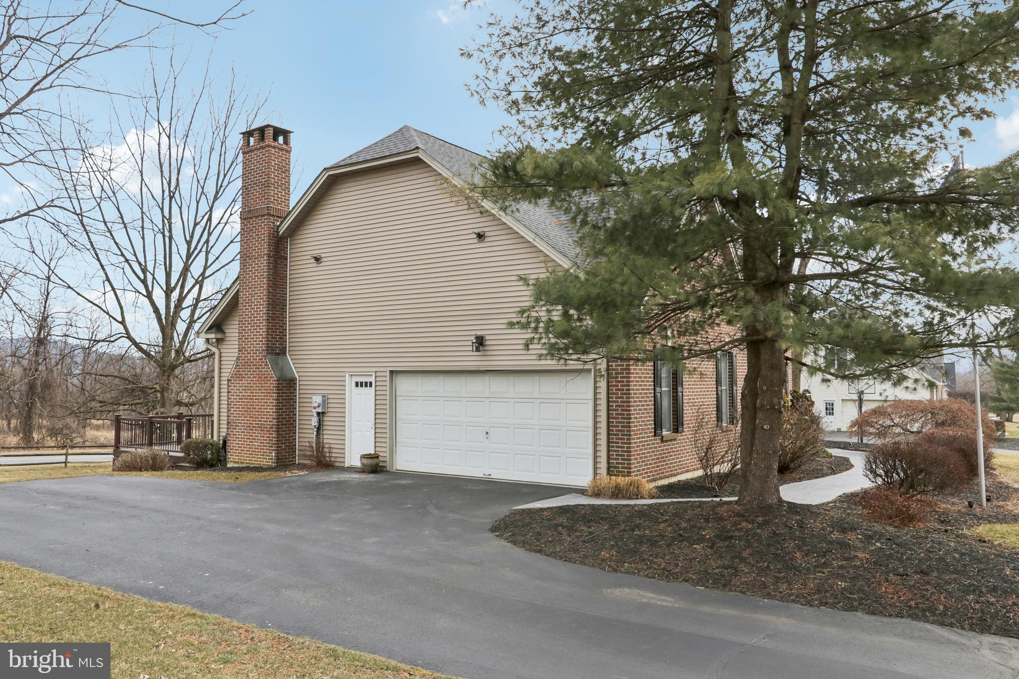 WOODFIELDS - Residential