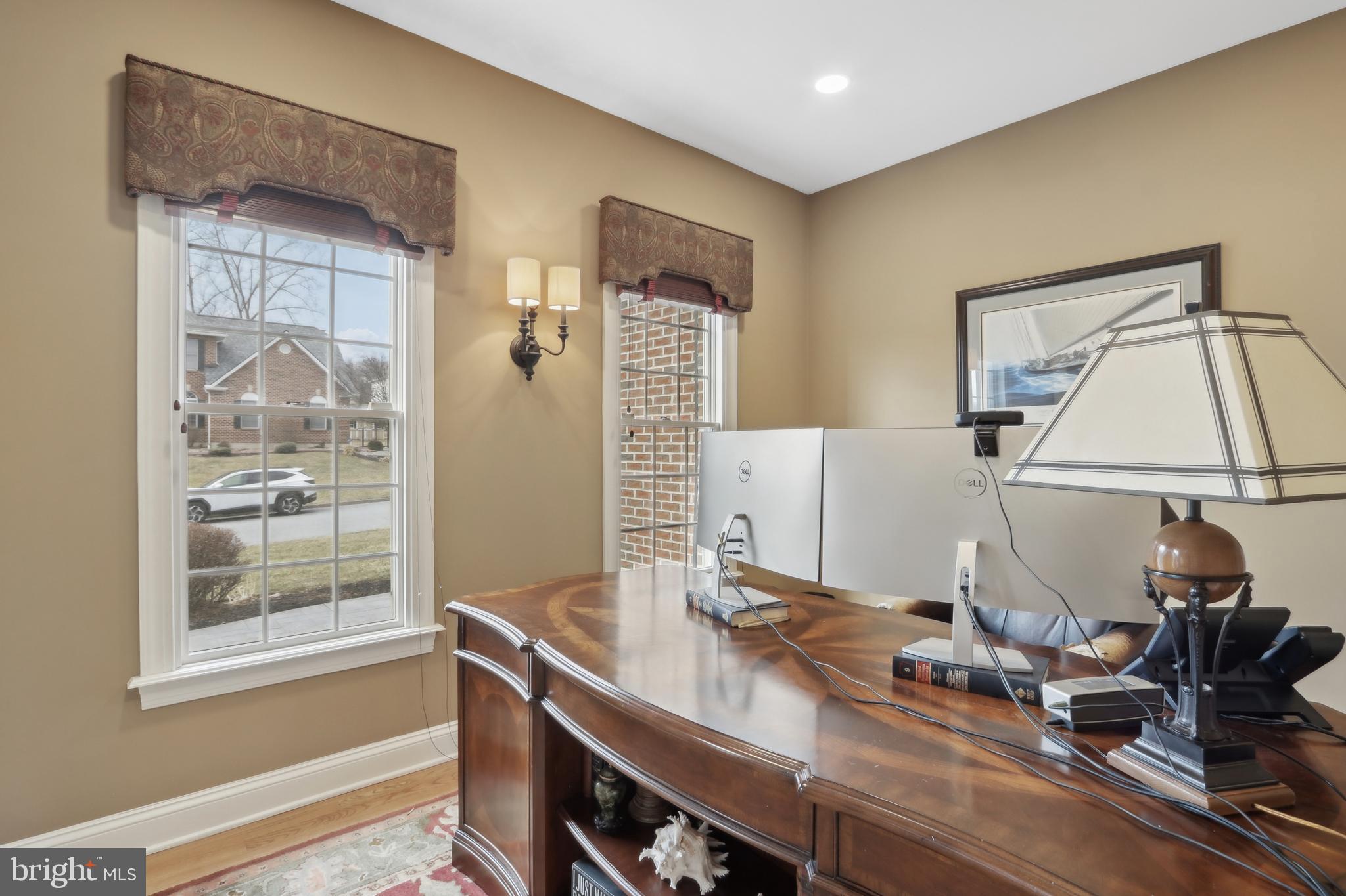 WOODFIELDS - Residential