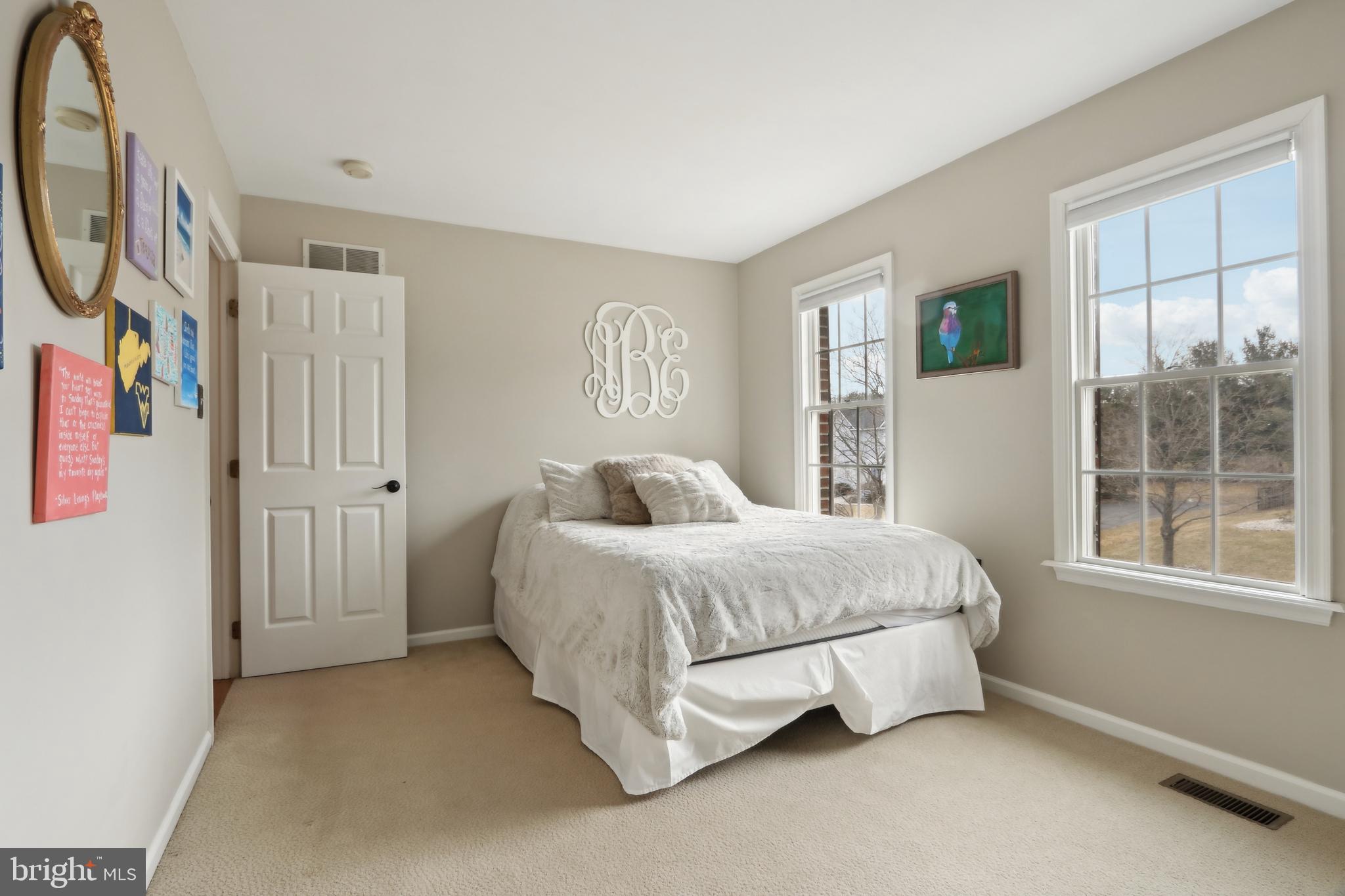 WOODFIELDS - Residential