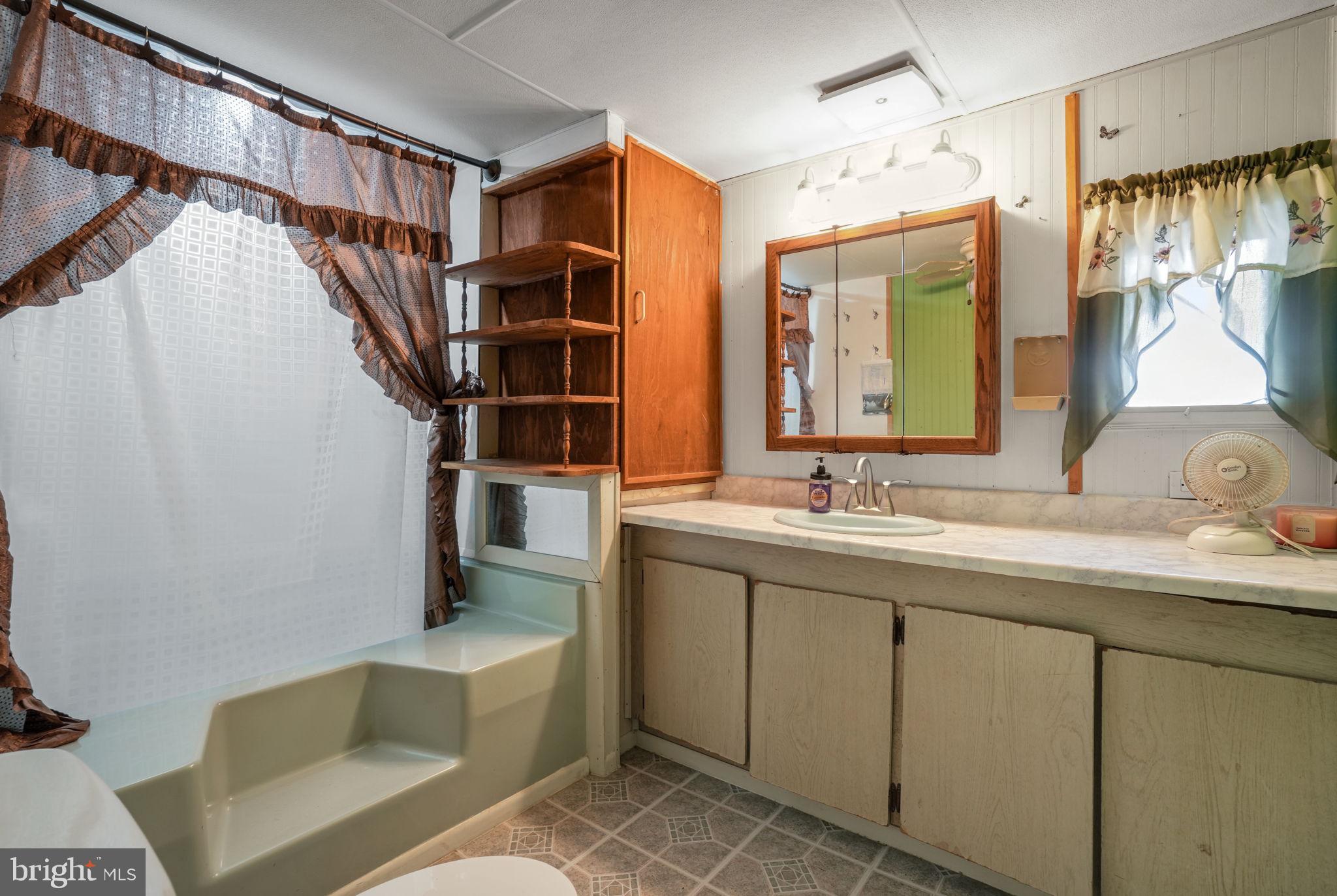 CHINCOTEAGUE - Residential