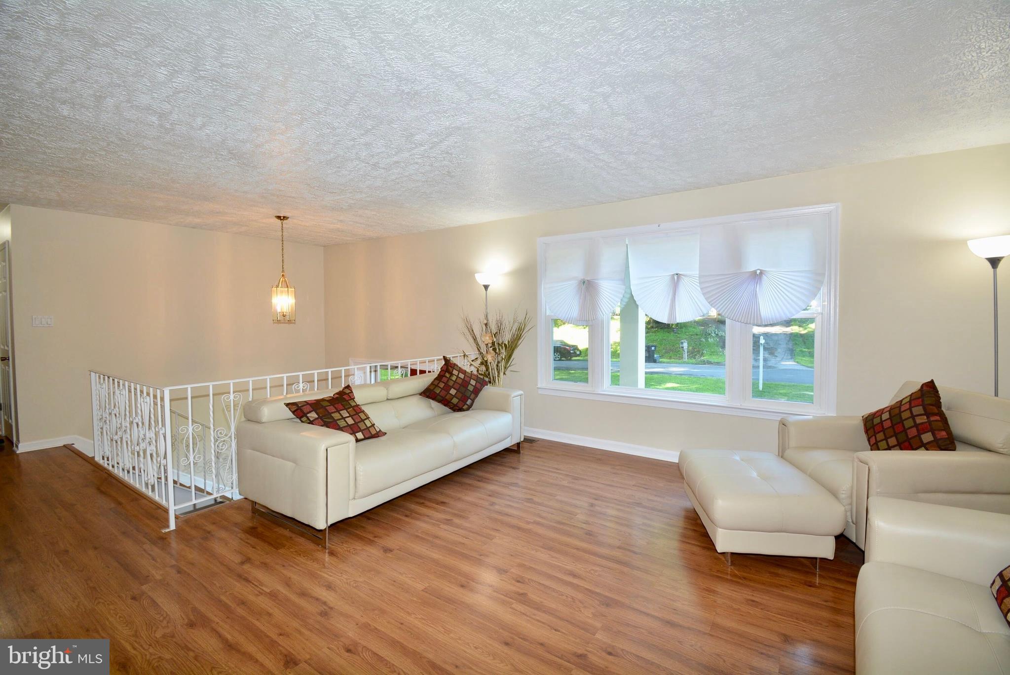 LAUREL BRANCH SUB - Residential