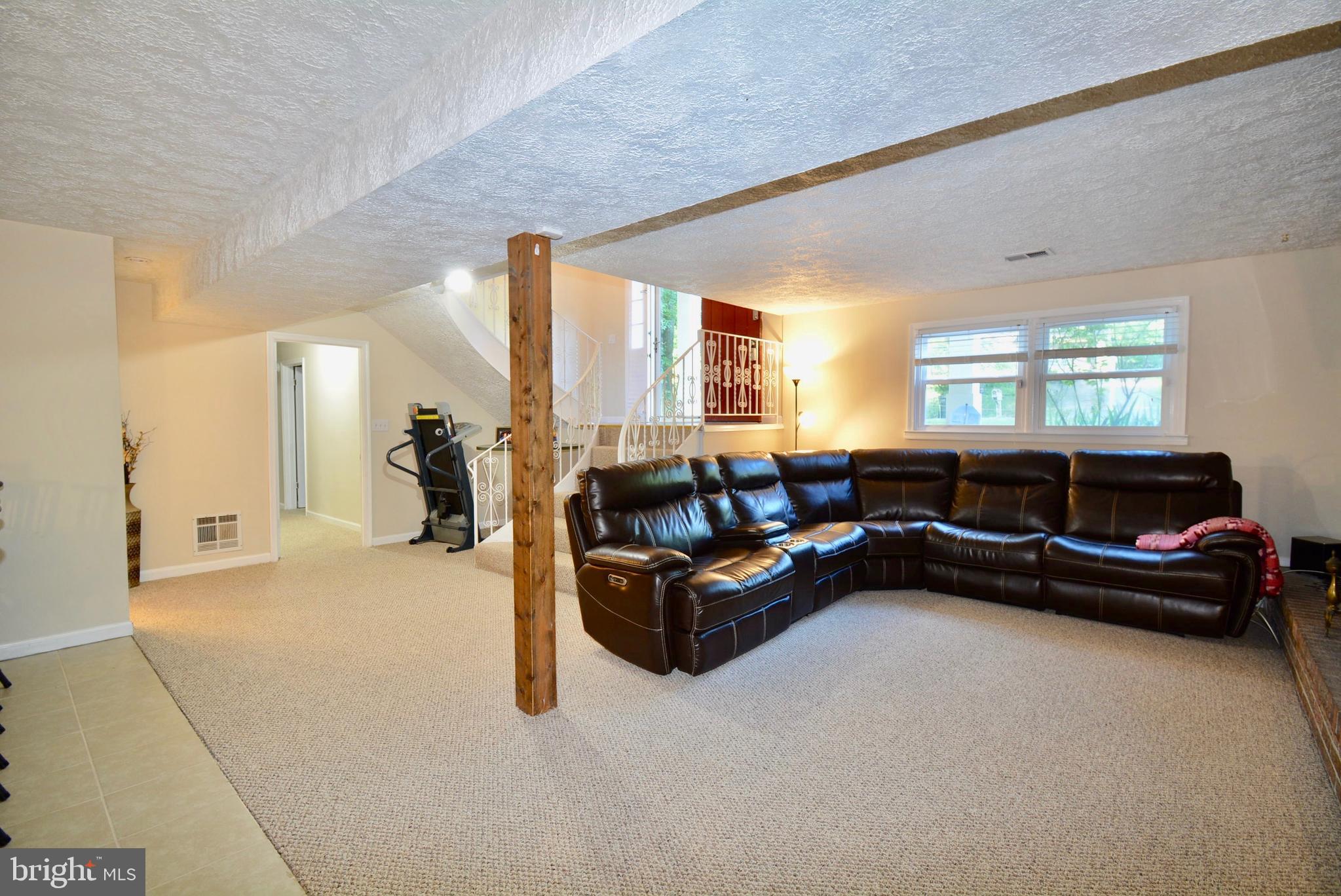 LAUREL BRANCH SUB - Residential