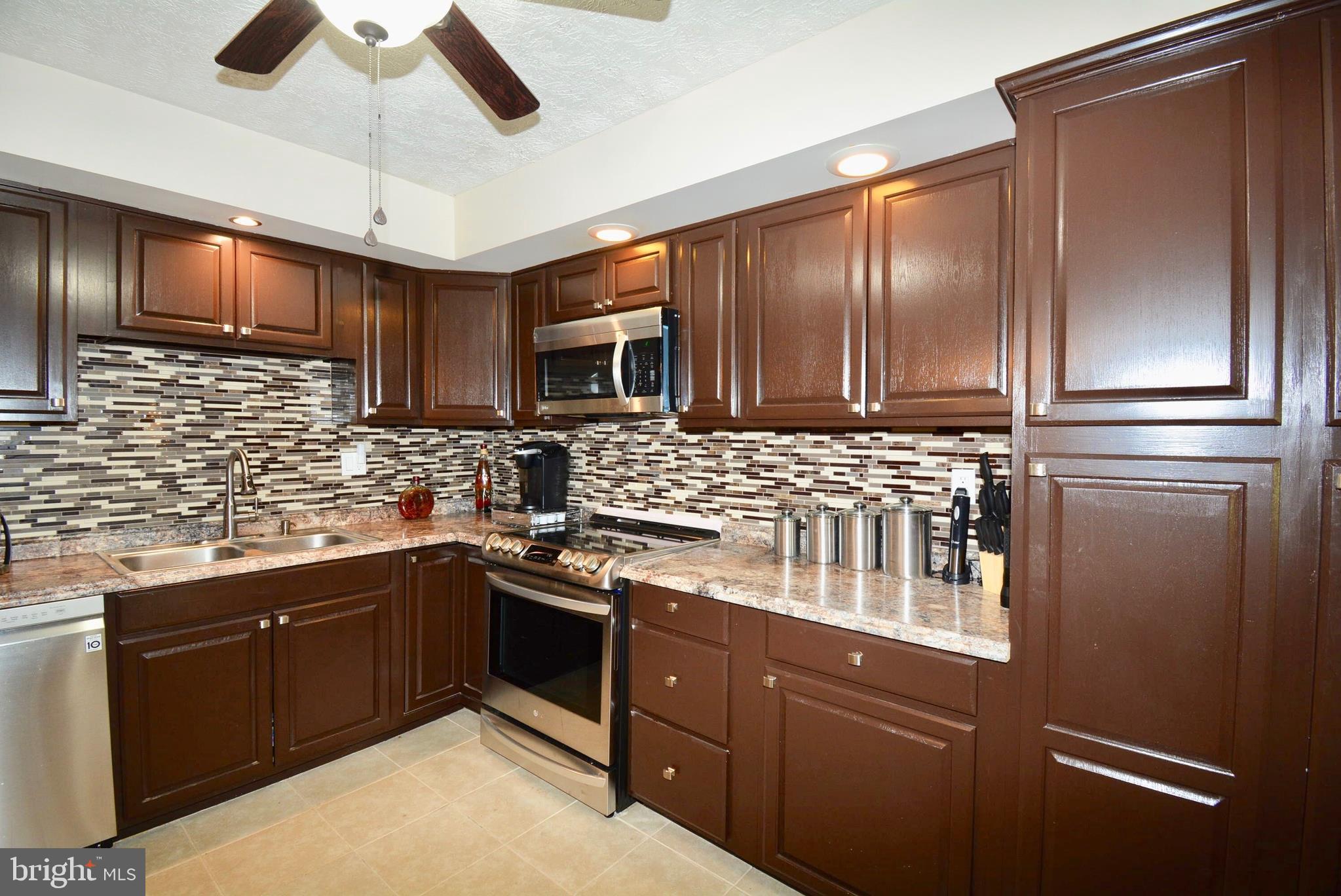 LAUREL BRANCH SUB - Residential