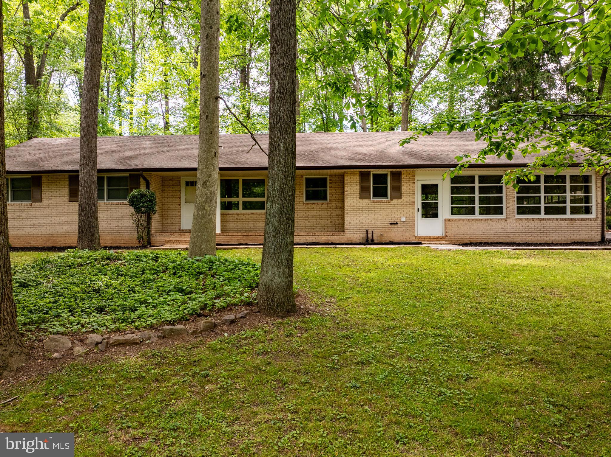 1906 PARKVUE ROAD