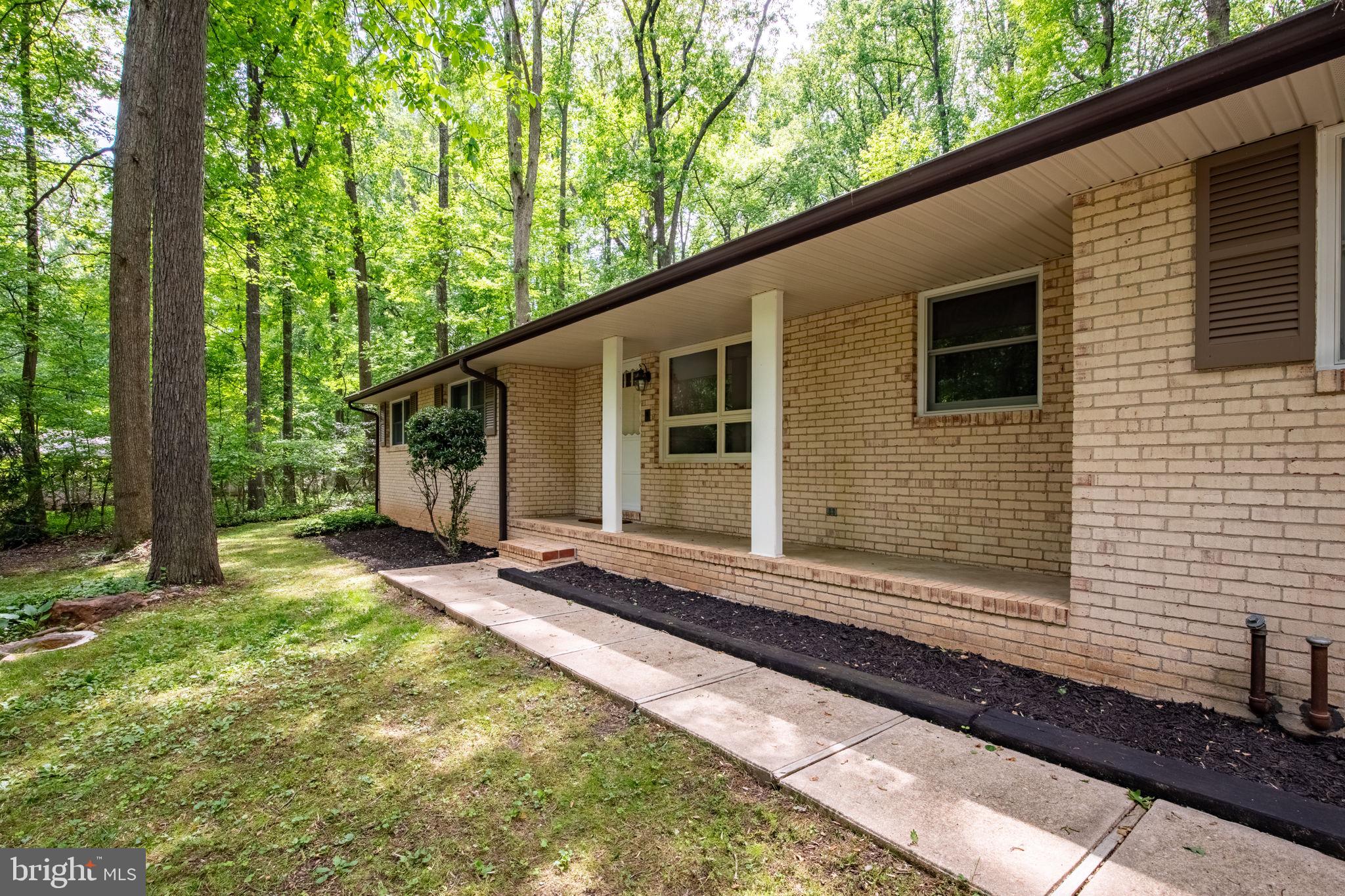 1906 PARKVUE ROAD
