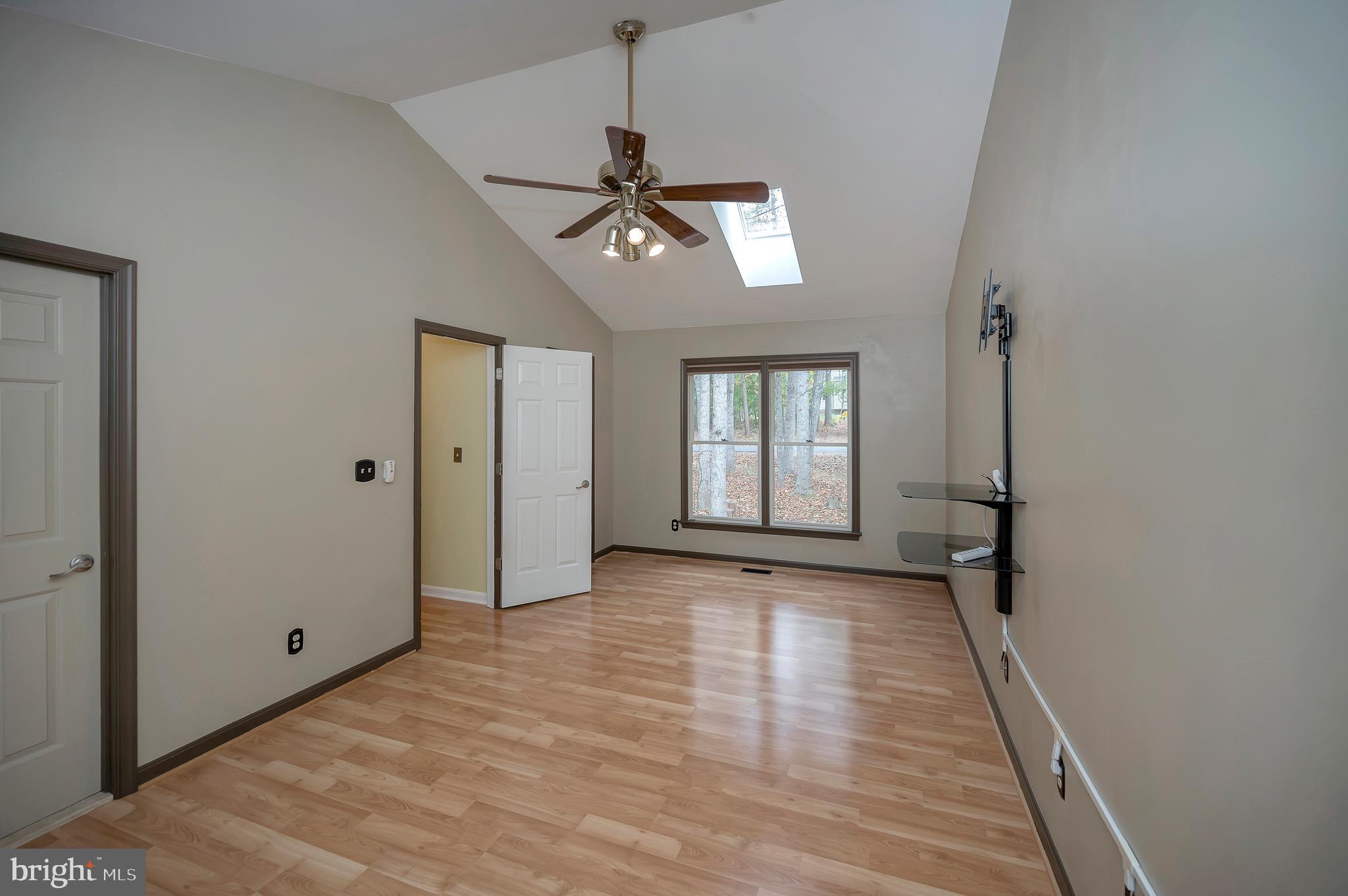 LAKE OF THE WOODS - Residential