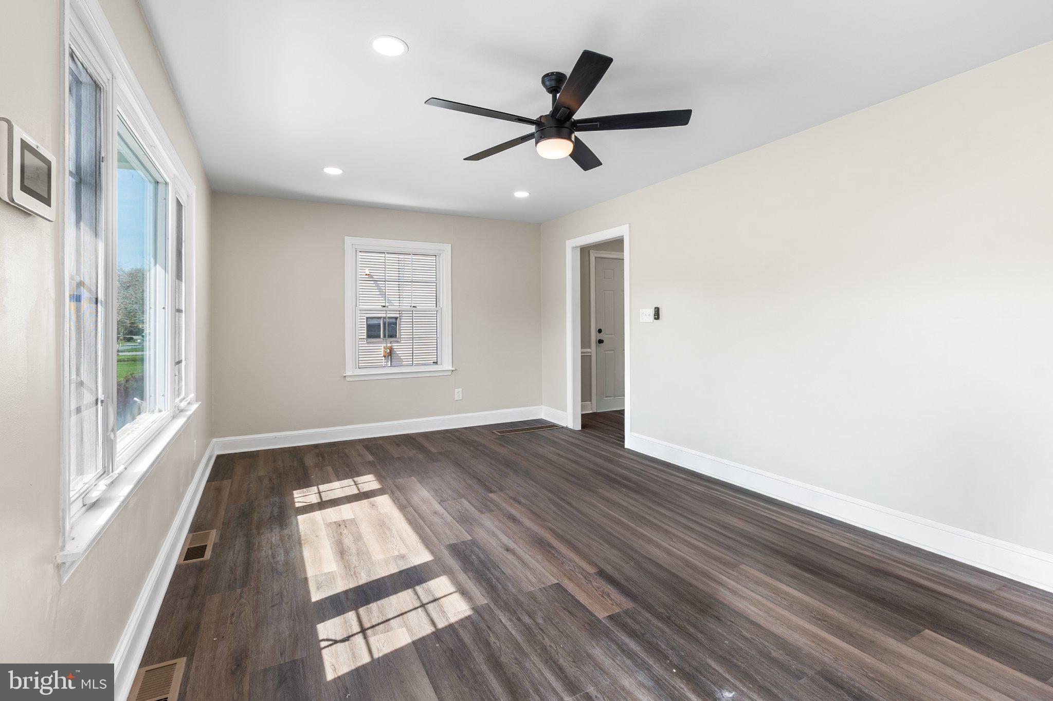 EDGEHILL ACRES - Residential
