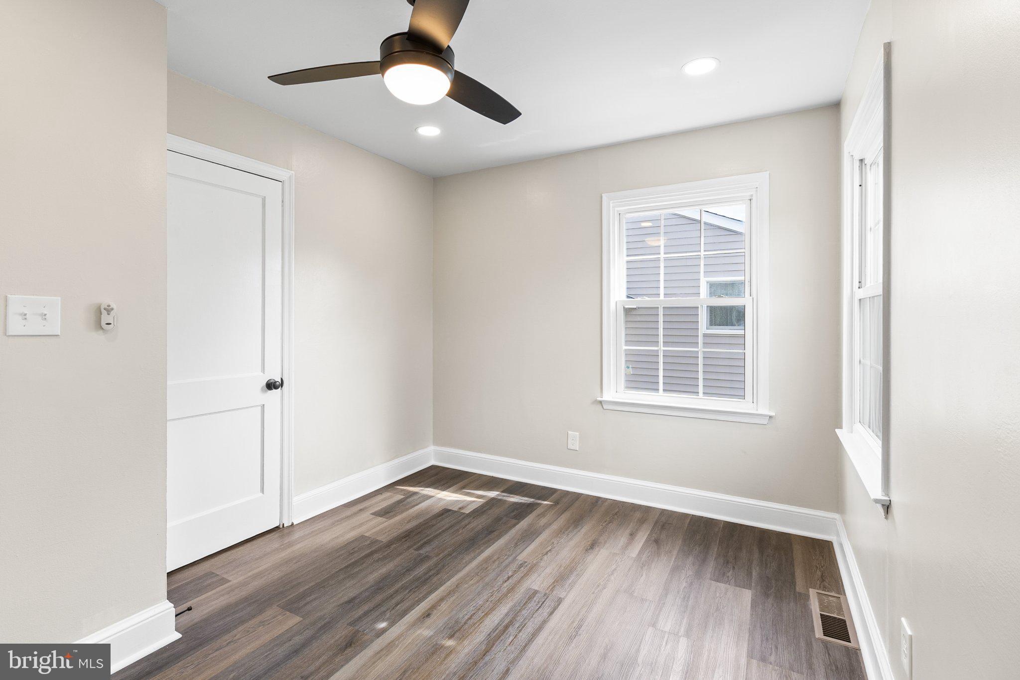EDGEHILL ACRES - Residential