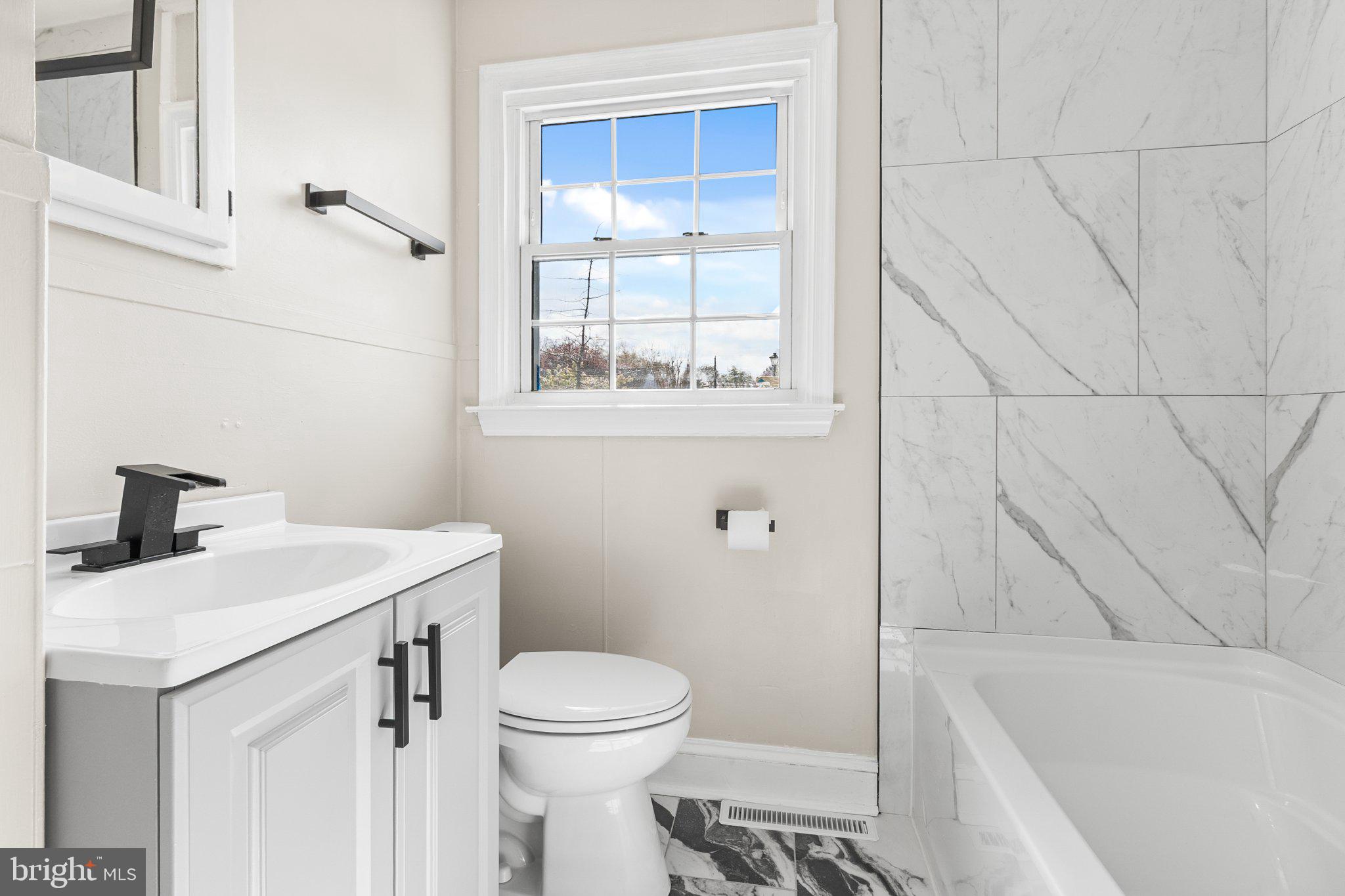 EDGEHILL ACRES - Residential