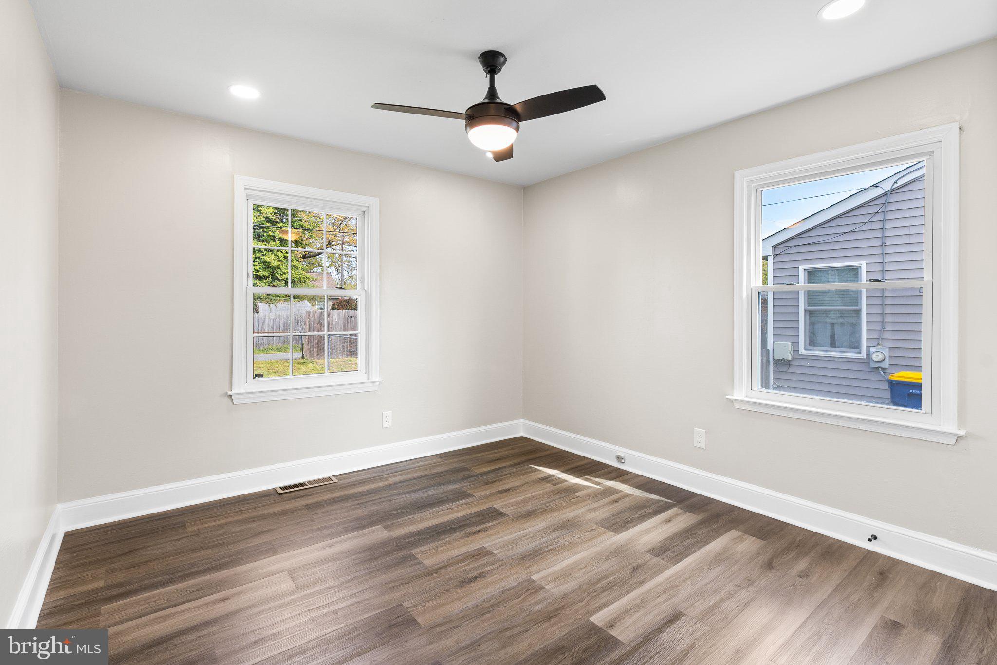 EDGEHILL ACRES - Residential