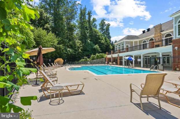 SUMMERFIELD AT MORGAN ST - Residential