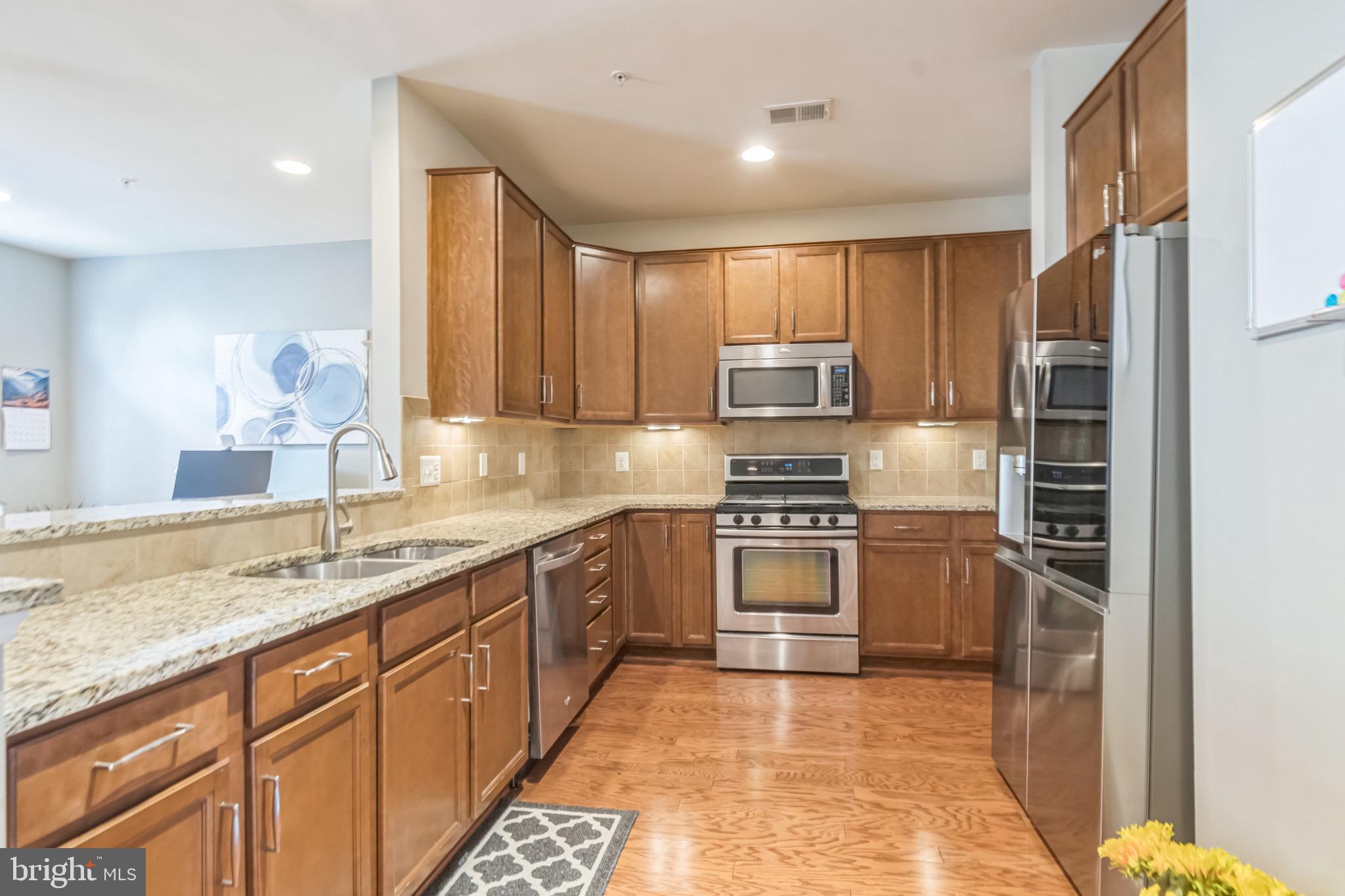 SUMMERFIELD AT MORGAN ST - Residential