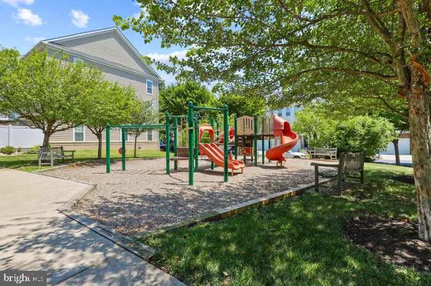 SUMMERFIELD AT MORGAN ST - Residential