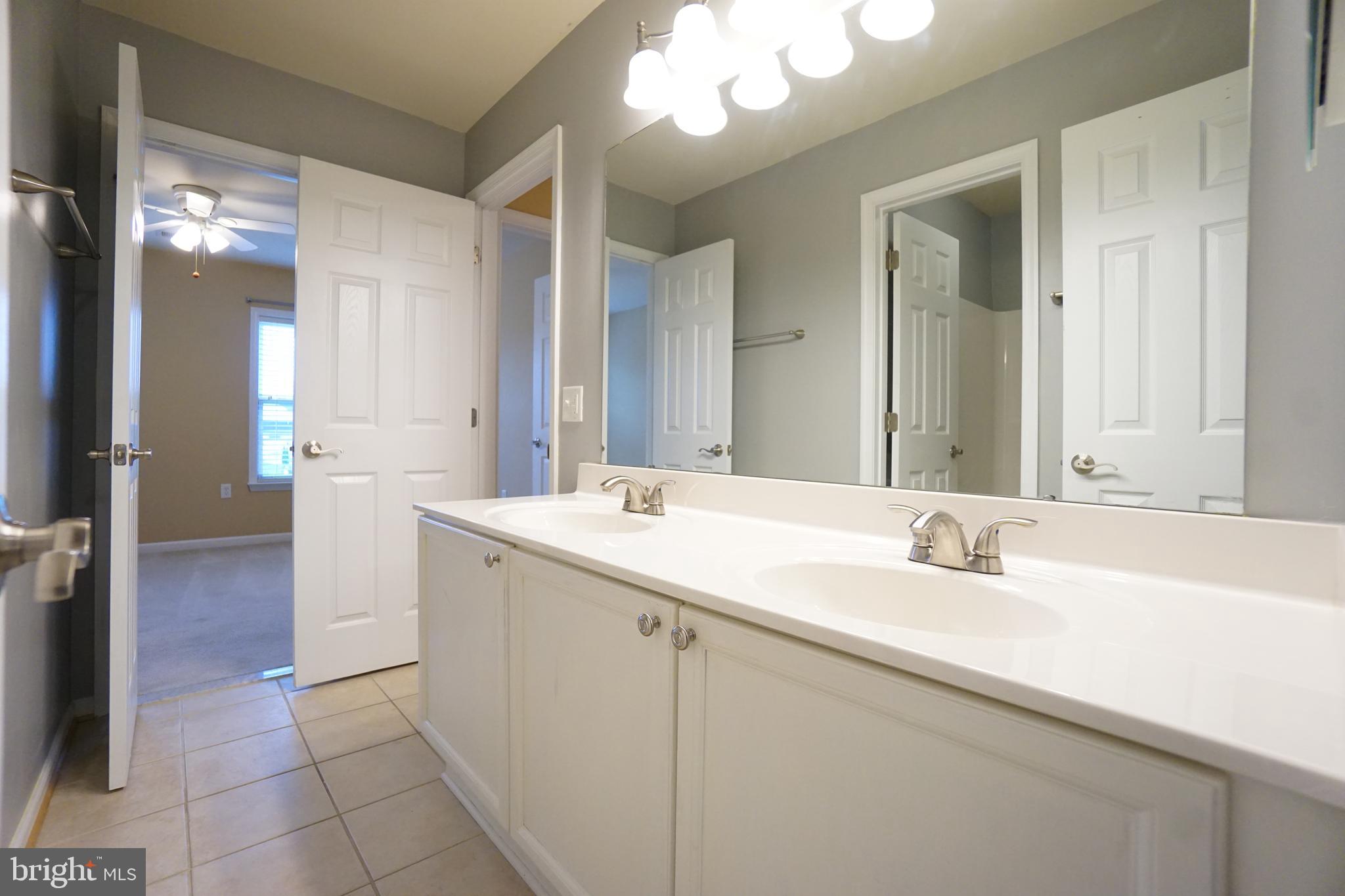 STONEBRIDGE - Residential