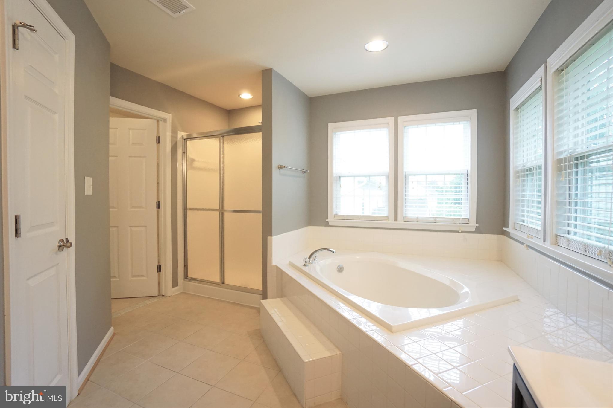 STONEBRIDGE - Residential