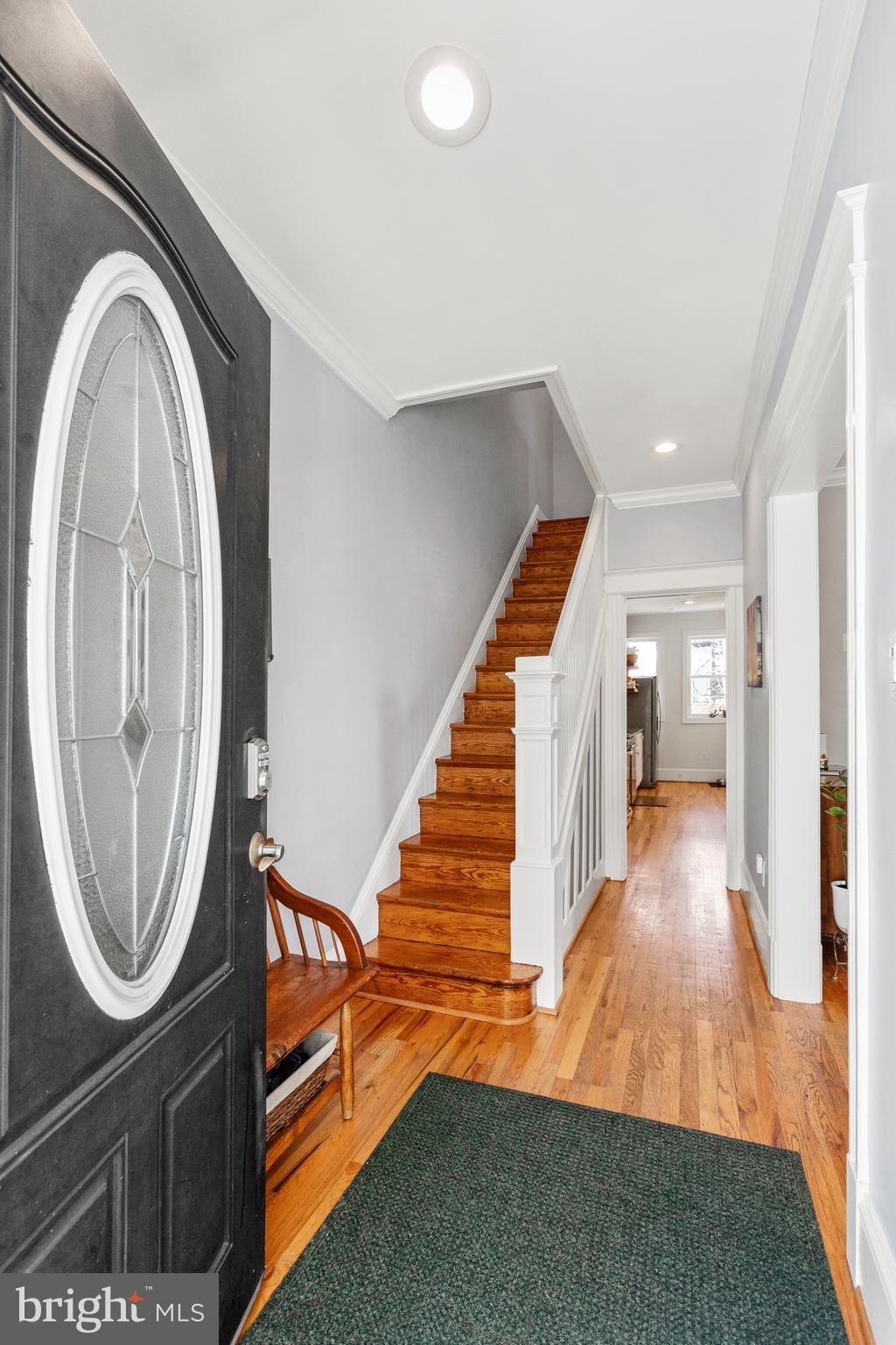 32 T STREET NE