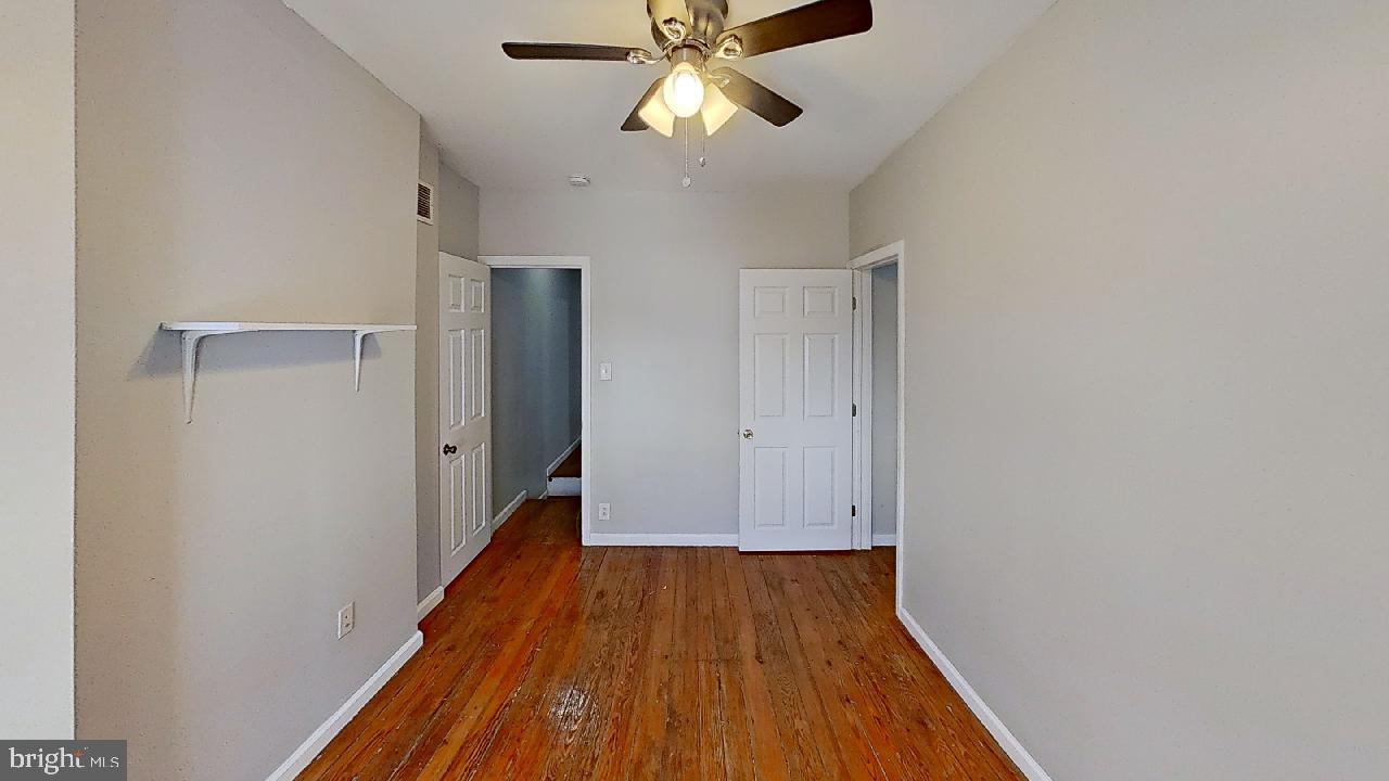 EAST FALLS - Residential Lease