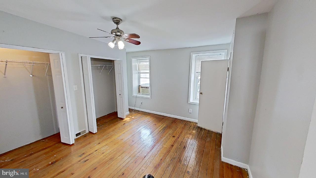 EAST FALLS - Residential Lease