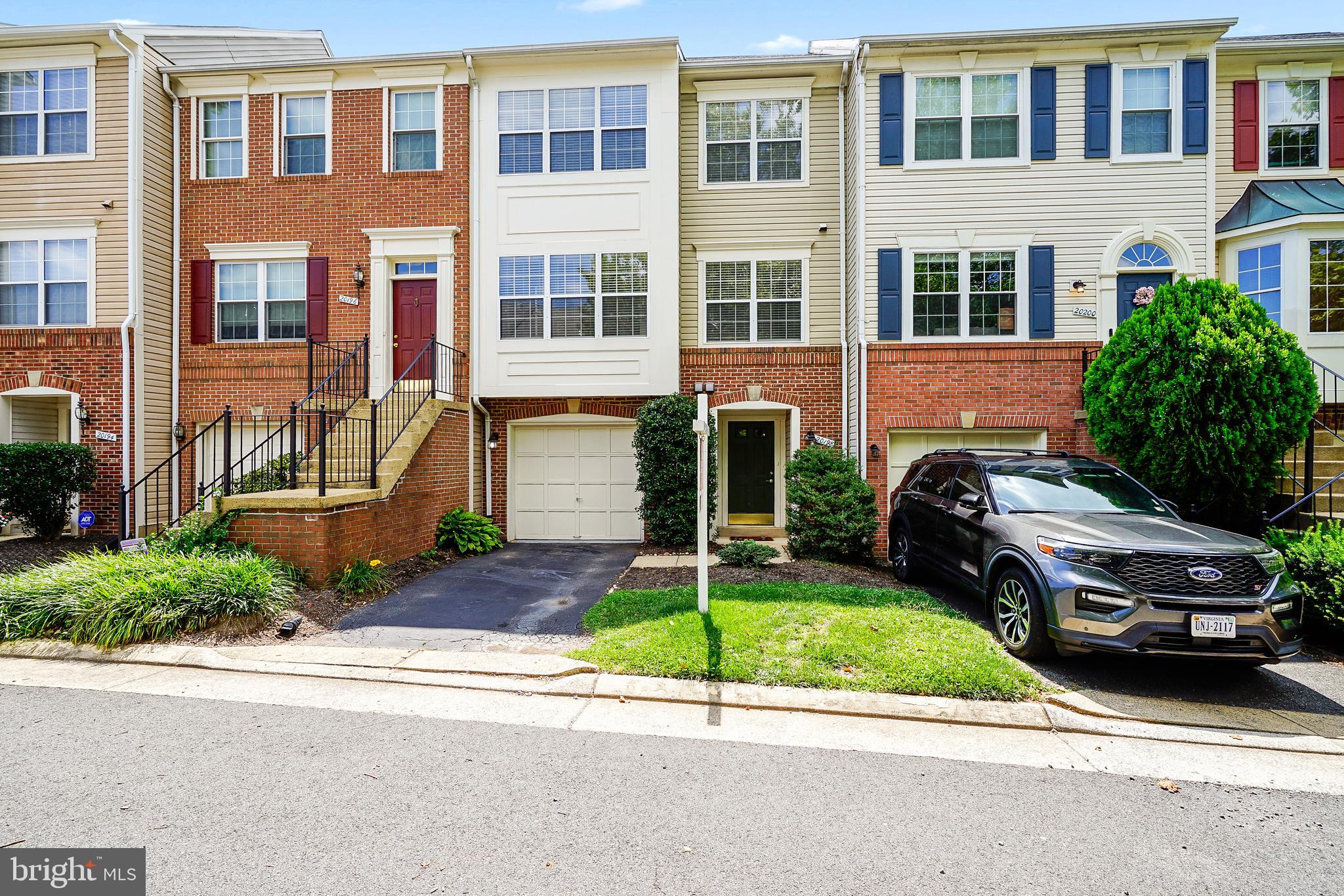 20198 BROOKVIEW SQUARE