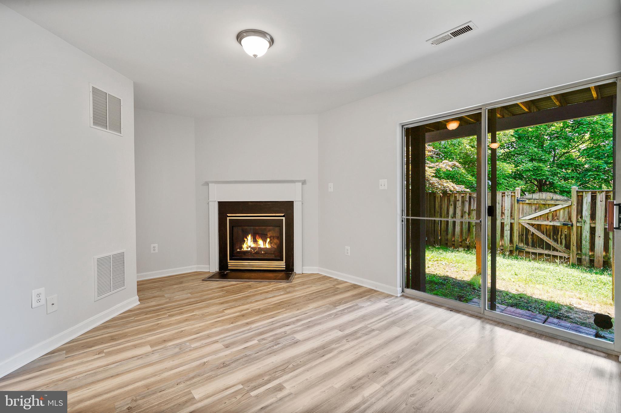 20198 BROOKVIEW SQUARE