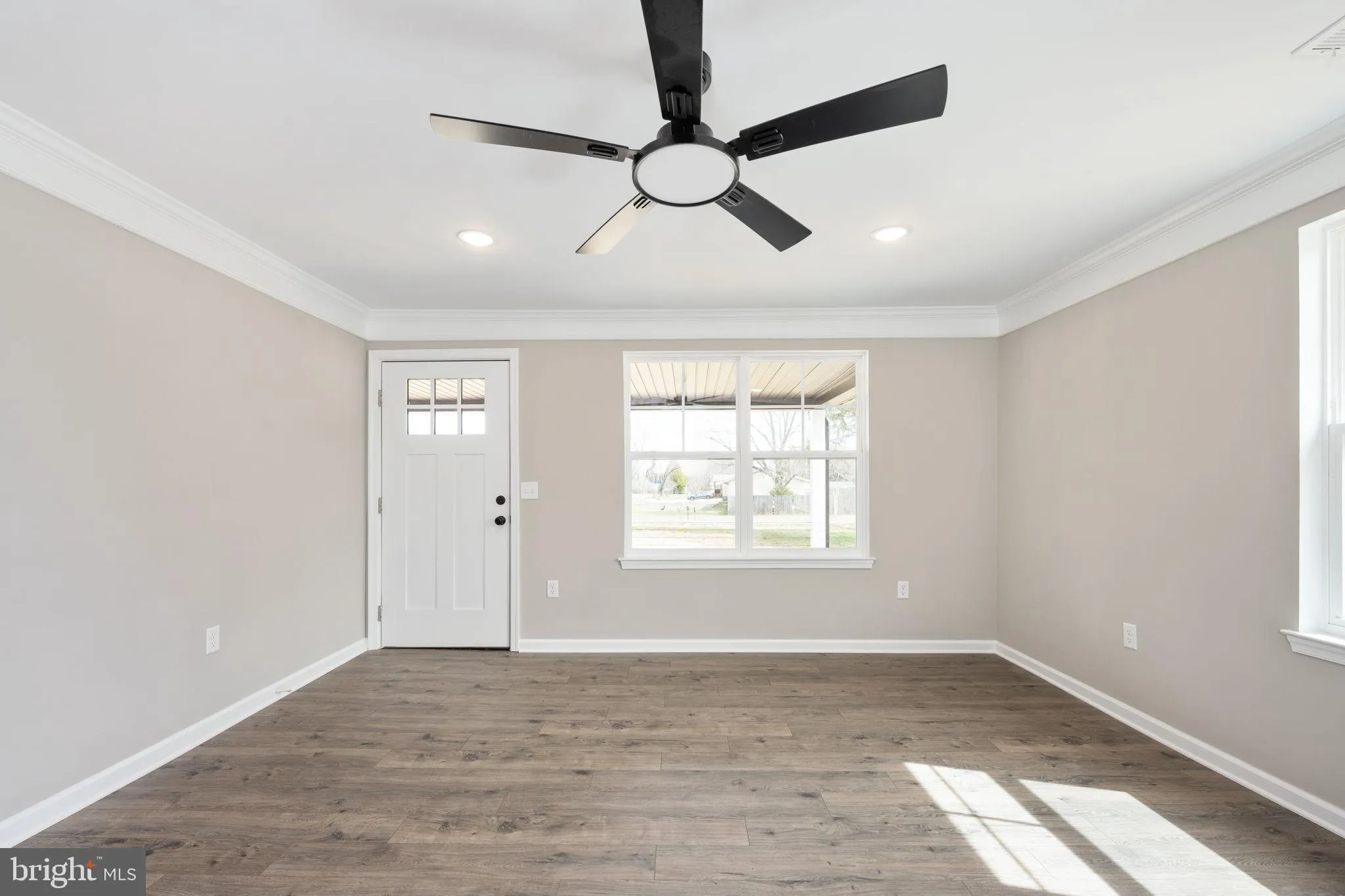 Fredericksburg, Virginia 22408, United States, 4 Bedrooms Bedrooms, ,3 BathroomsBathrooms,Residential,Pending,90681