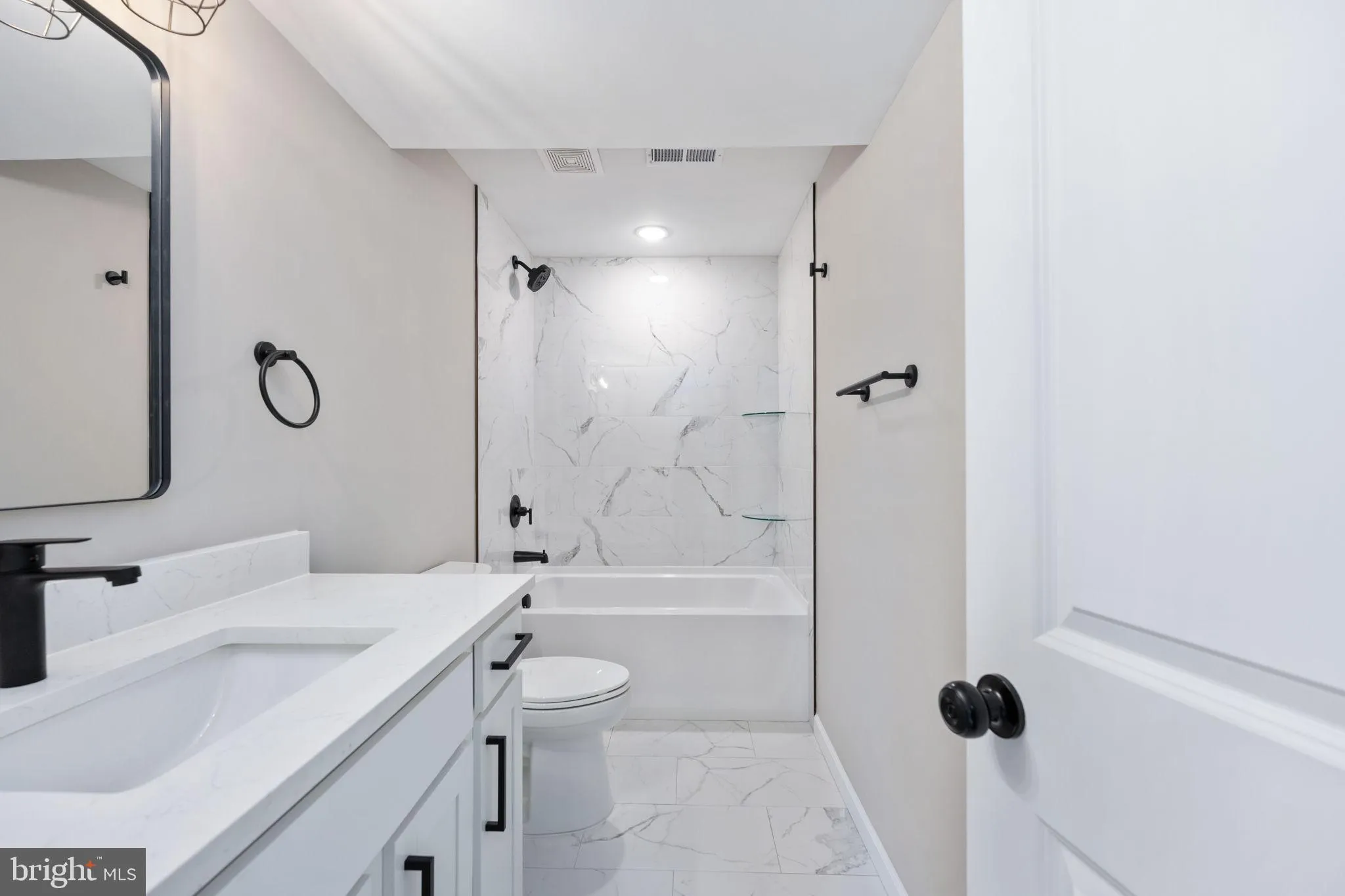 Fredericksburg, Virginia 22408, United States, 4 Bedrooms Bedrooms, ,3 BathroomsBathrooms,Residential,Pending,90681