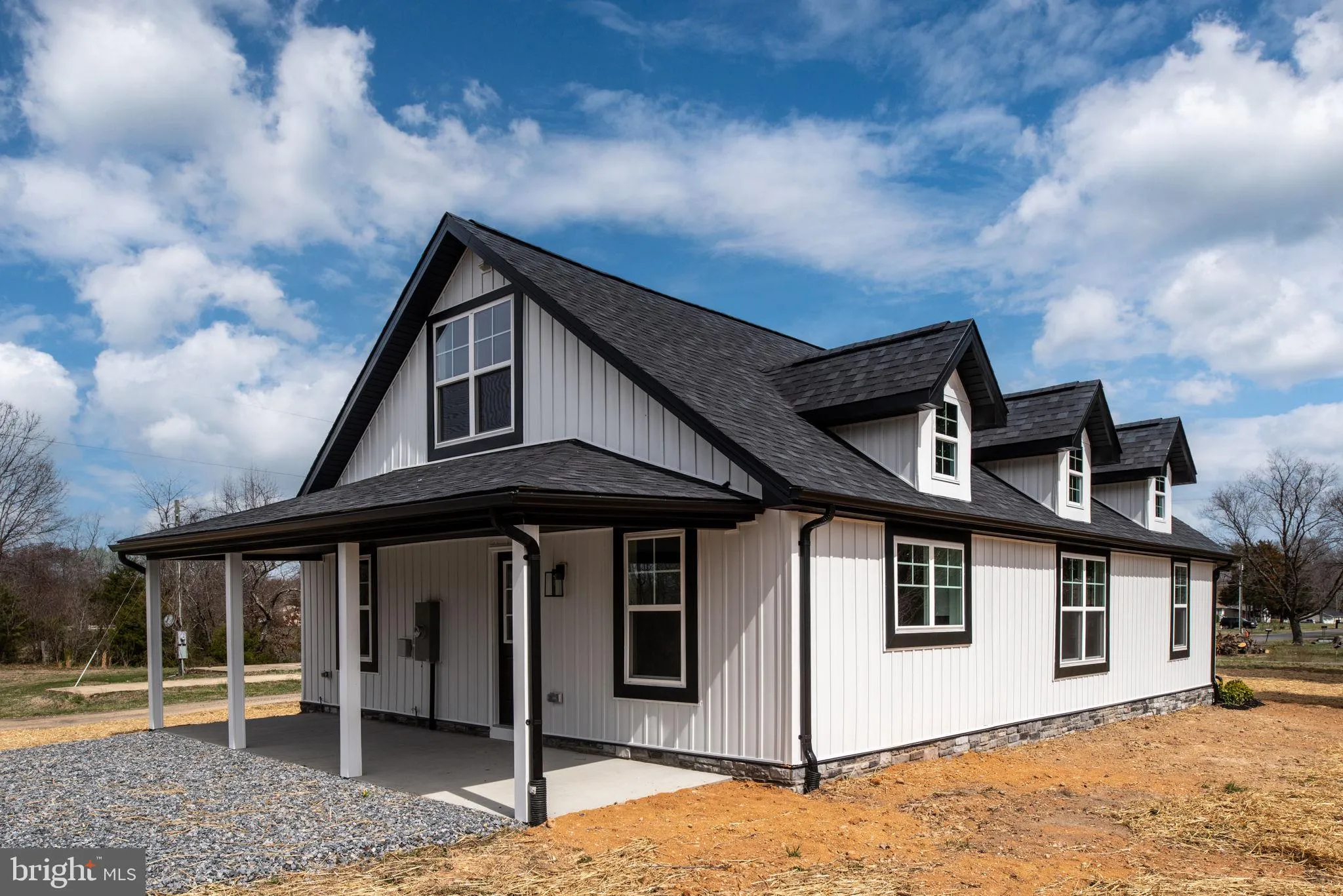 Fredericksburg, Virginia 22408, United States, 4 Bedrooms Bedrooms, ,3 BathroomsBathrooms,Residential,Pending,90681