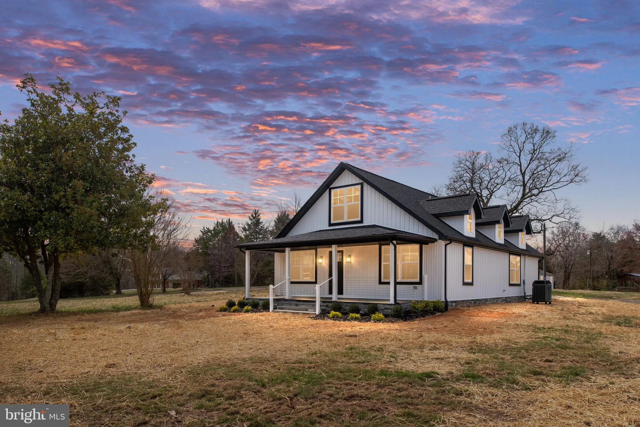 Fredericksburg, Virginia 22408, United States, 4 Bedrooms Bedrooms, ,3 BathroomsBathrooms,Residential,Pending,90681