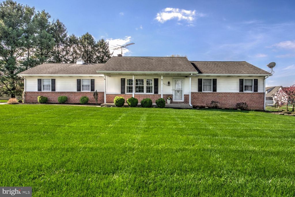 Photo of 3738 Old Philadelphia Pike, GORDONVILLE, PA 17529 (MLS # PALA2068518)