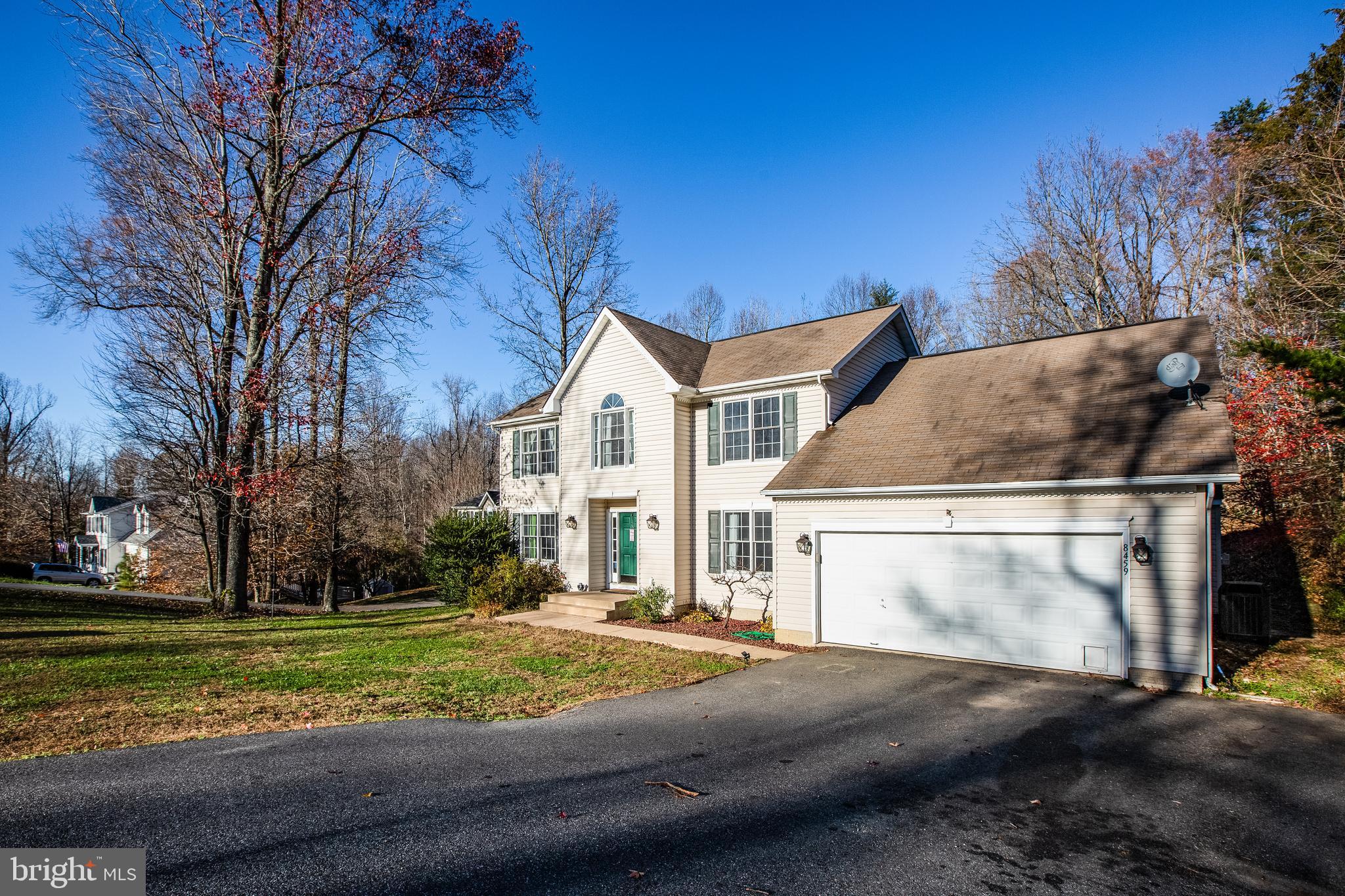 PRESIDENTIAL LAKES - Residential