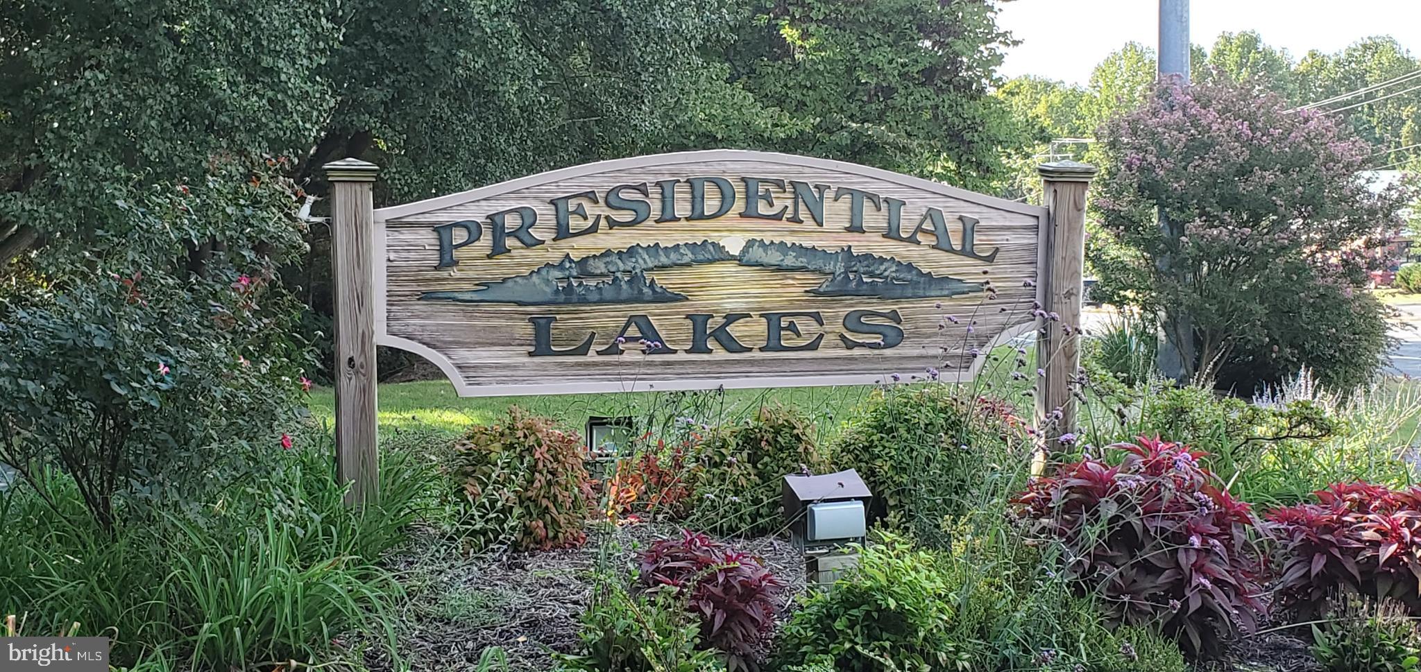 PRESIDENTIAL LAKES - Residential