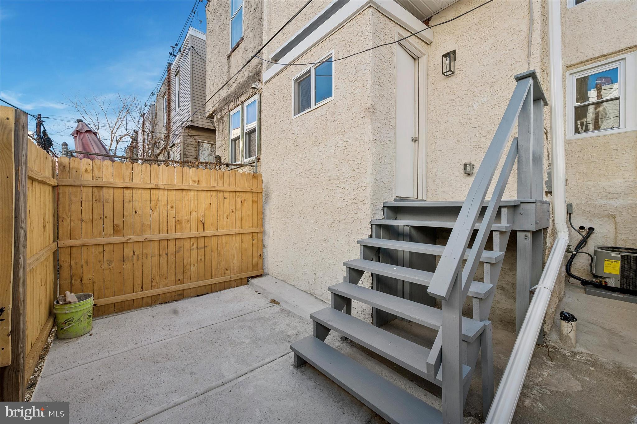 WEST PHILADELPHIA - Residential