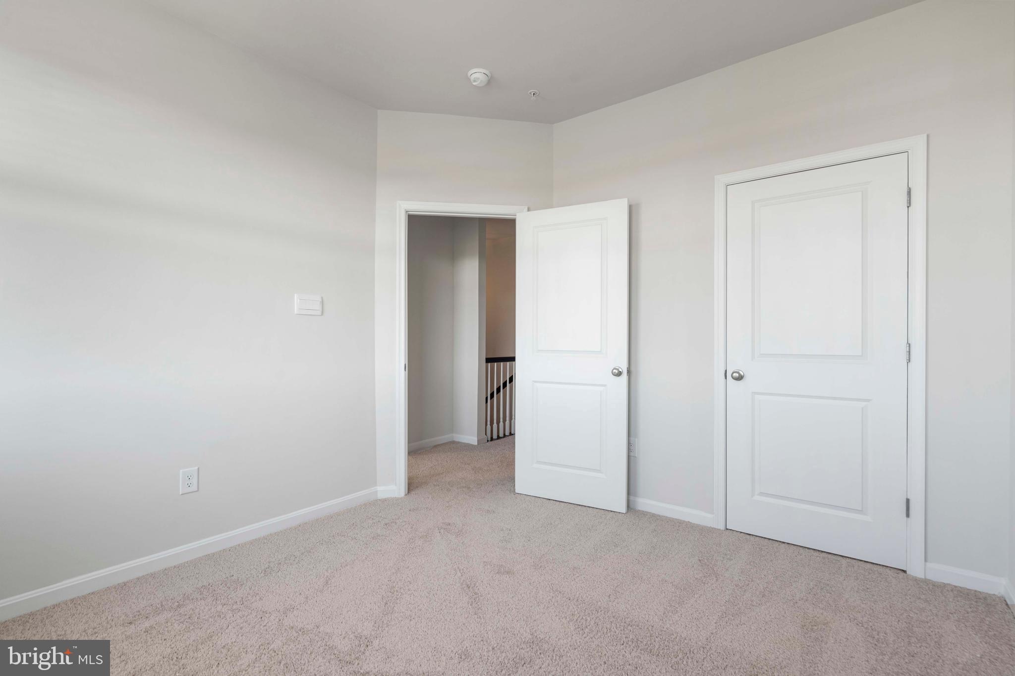 RENN QUARTER - Residential Lease