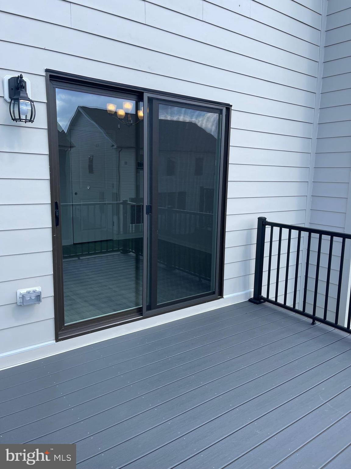 RENN QUARTER - Residential Lease