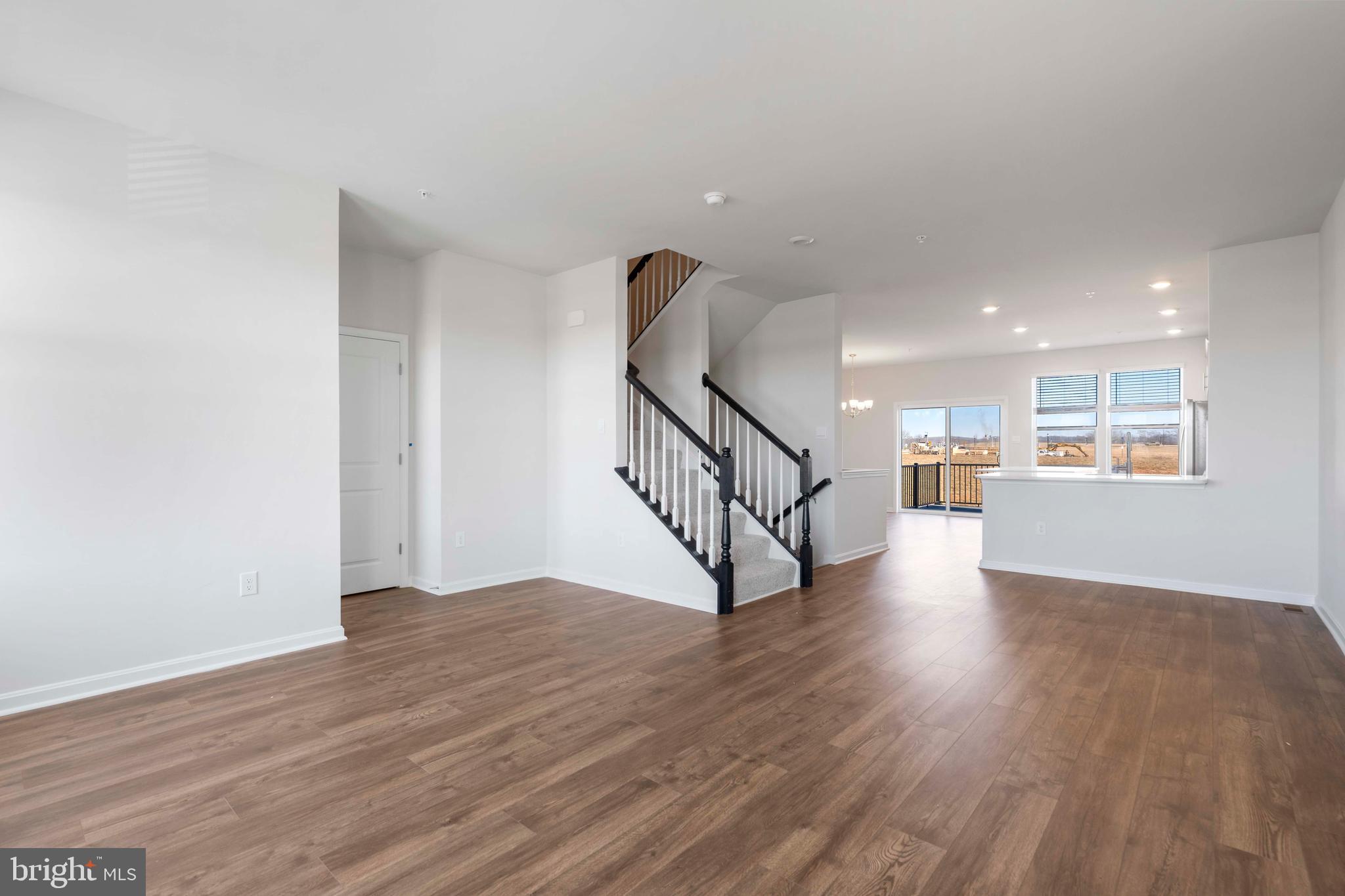 RENN QUARTER - Residential Lease