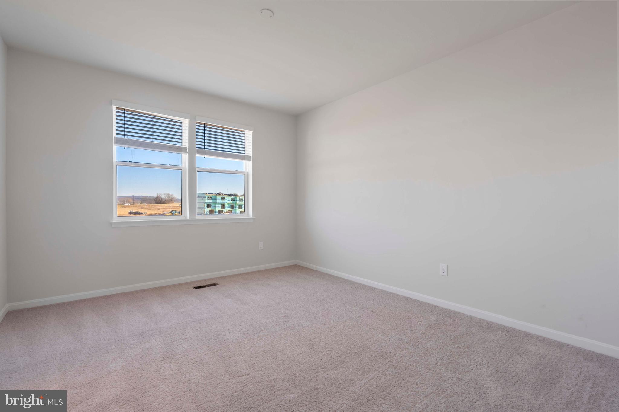 RENN QUARTER - Residential Lease